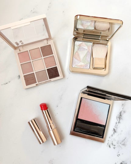 ☁️☁️☁️ on LIPS 「. スウォッチは5枚目です🪄 HOLIKAHOLIKAマイ..」(1枚目)