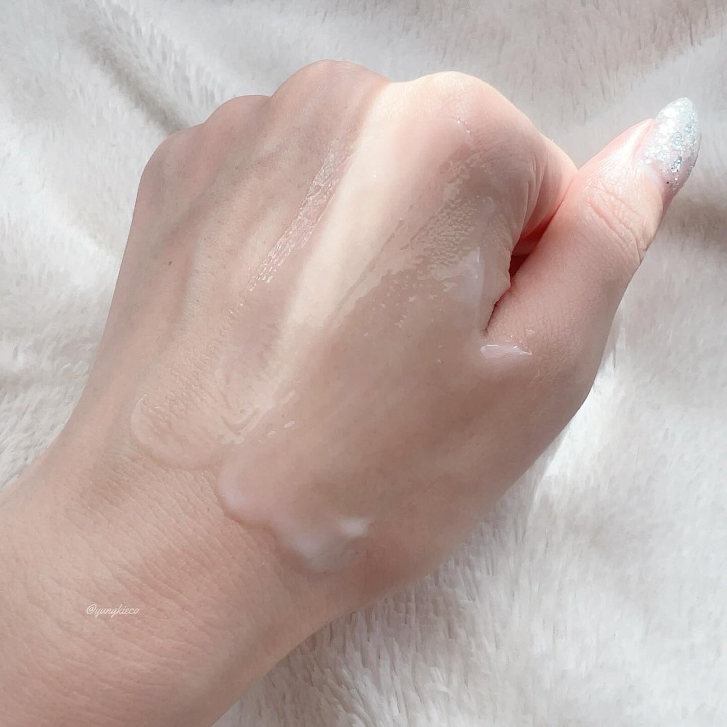 パフュームボディローション リリィムスクホワイトティー/TEABLESS/ボディローションを使ったクチコミ(3枚目)