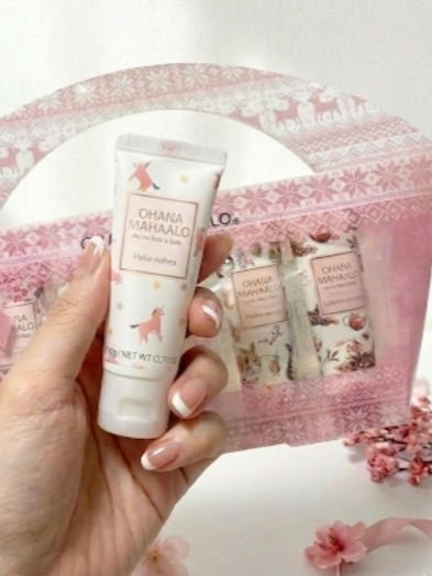 オハナ・マハロ フレグランス ハンドクリーム  ハリーア ノヘア/OHANA MAHAALO/ハンドクリームを使ったクチコミ（2枚目）