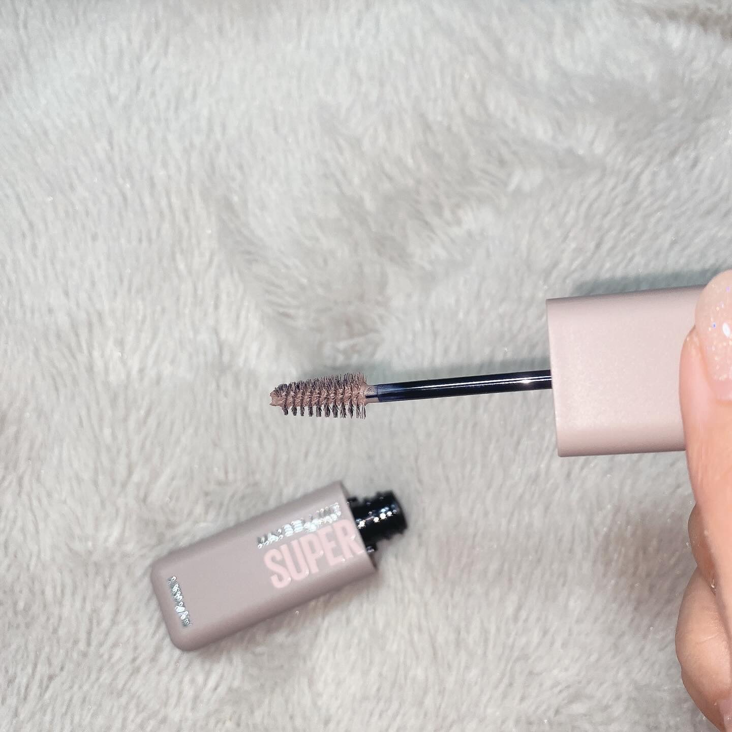 ＳＰ フラッフ ブロウ ムース/MAYBELLINE NEW YORK/眉マスカラを使ったクチコミ（2枚目）