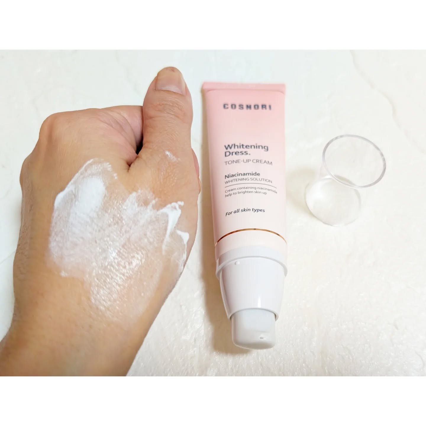 ホワイトニングドレストーンアップクリーム/COSNORI/化粧下地を使ったクチコミ（3枚目）