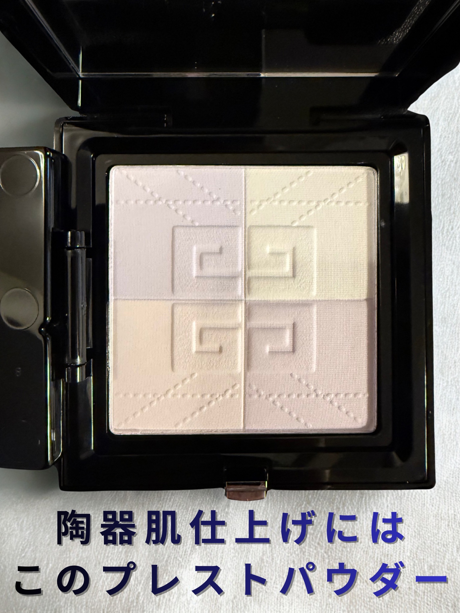 GIVENCHY プリズム・リーブル・プレストパウダーのクチコミ「GIVENCHY
プリズム・リーブル・プレストパウダー
No.00オパルセント・チュール

陶.....」（1枚目）