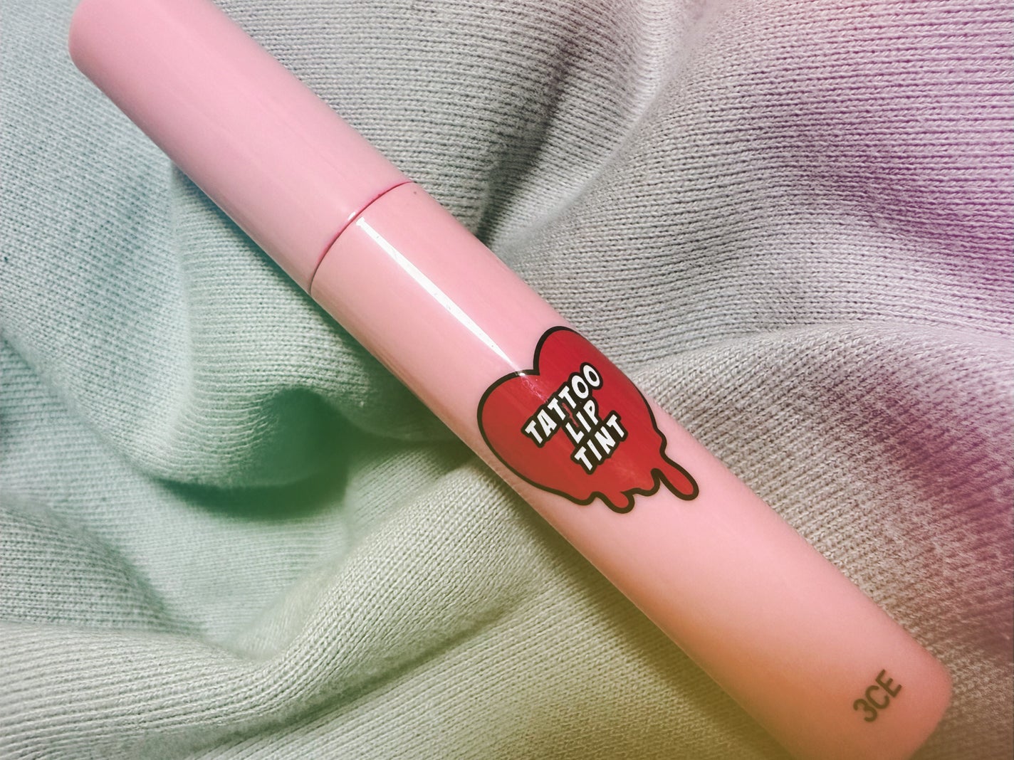 wooð on LIPS ããã®ã·ãªãŒãºã¯ãšã«ããçºè²ãè¯ããã€ã³ã¯ç³»ã®ã¿ãã¥ãŒãã£ã³ããª..ãïŒ1æç®ïŒ