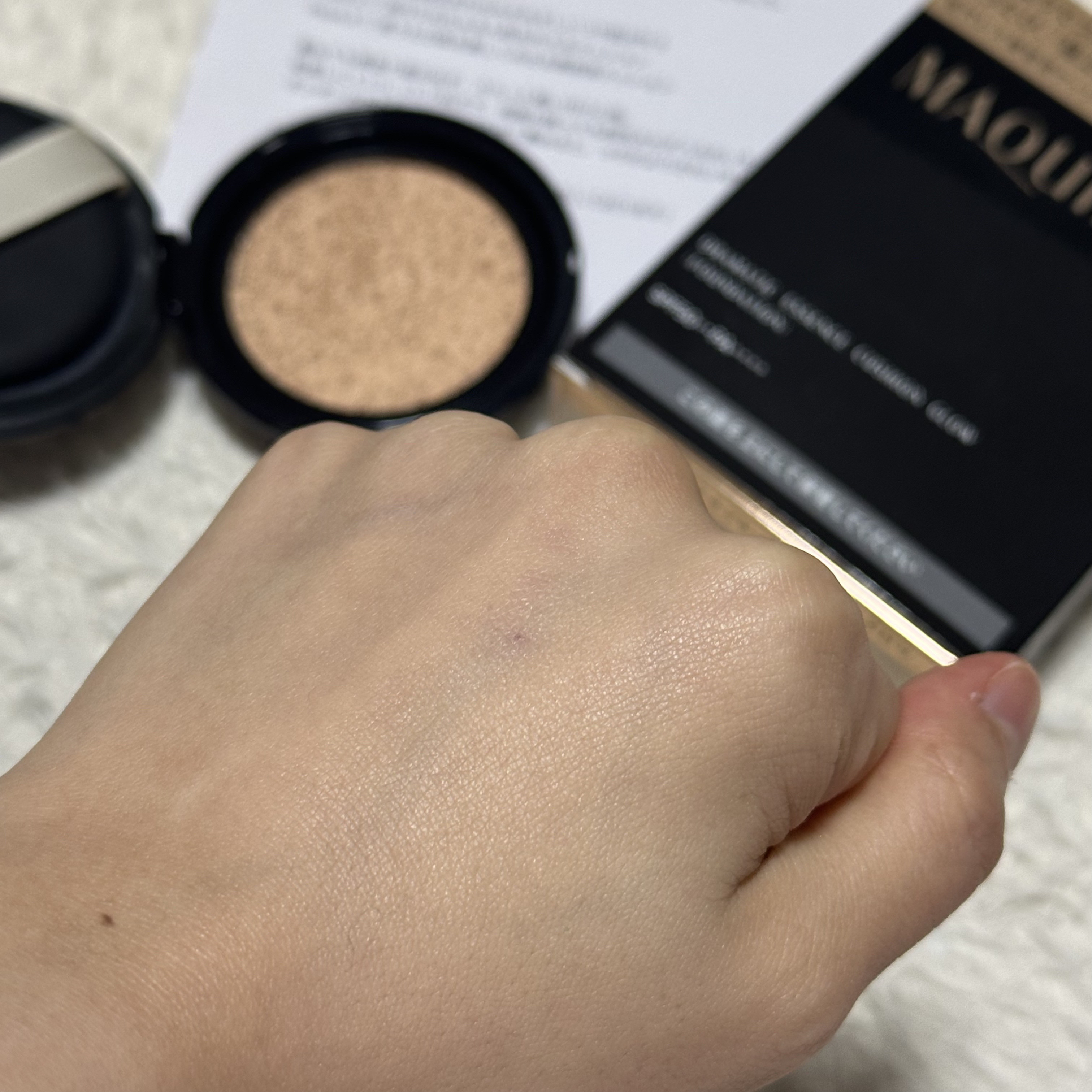 ドラマティックエッセンスクッション グロウ 00 ライトオークル/マキアージュ/クッションファンデーションを使ったクチコミ（2枚目）