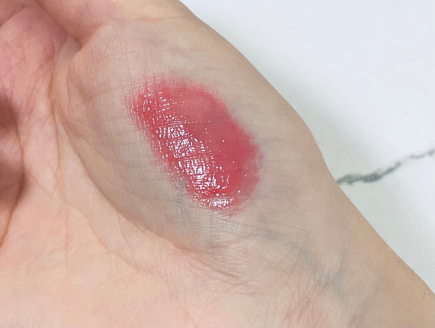 グラスティングメルティングバーム/rom&nd/リップバームを使ったクチコミ(2枚目)