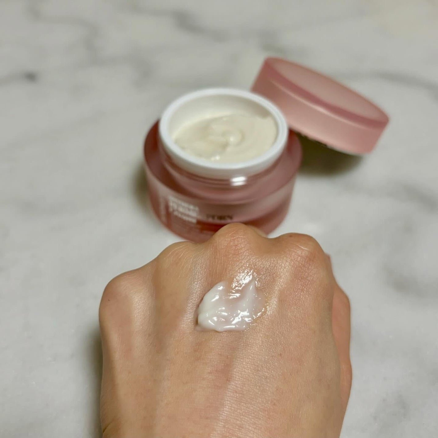 スピテラパーミアPDRNクリーム/NUDIQUE/フェイスクリームを使ったクチコミ(3枚目)