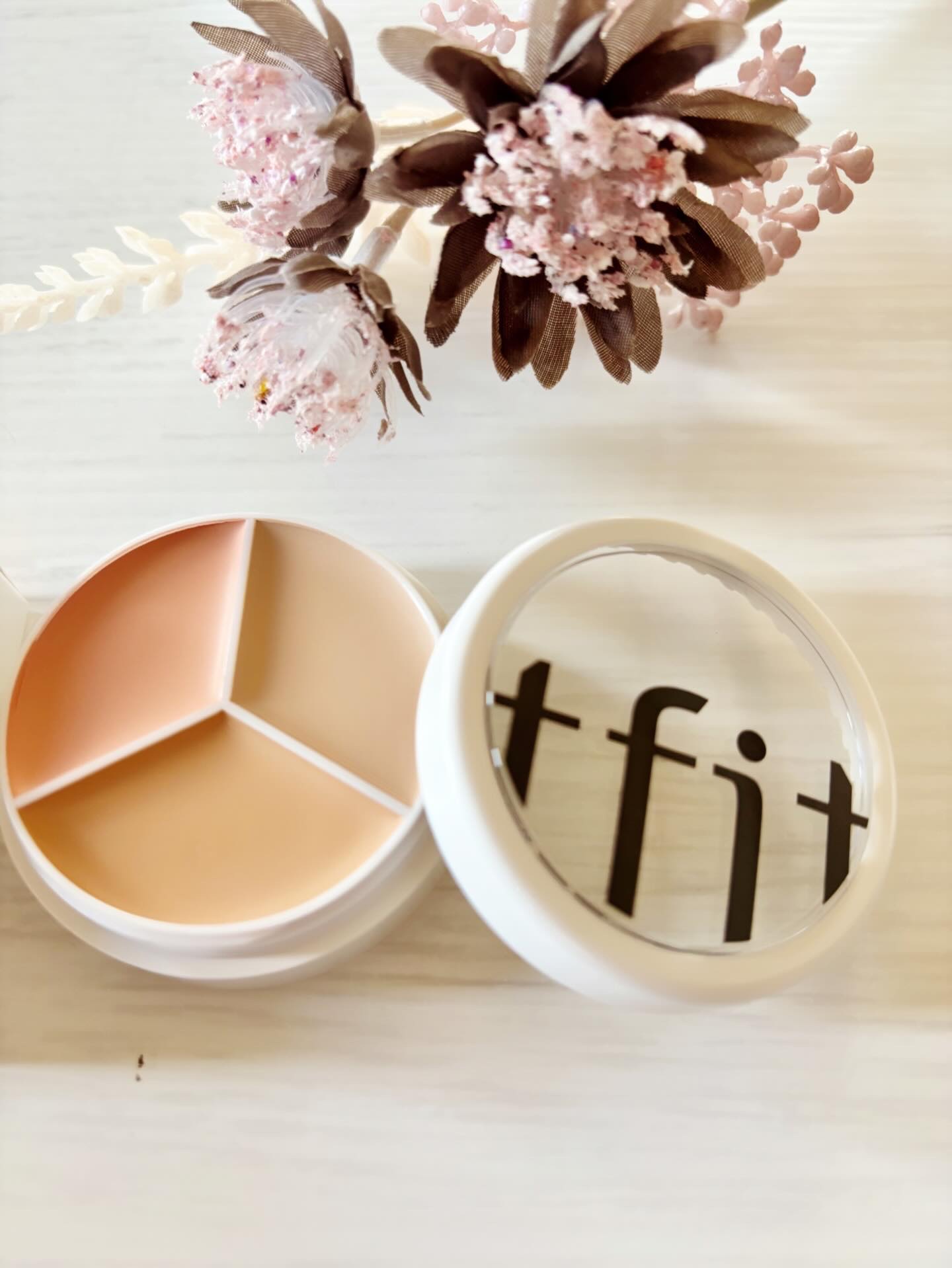 カバーアッププロコンシーラー/TFIT/パレットコンシーラーを使ったクチコミ（2枚目）