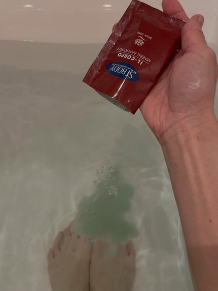 ミネラルバスパウダーオリジナル/イルコルポ/無機塩系入浴剤を使ったクチコミ(3枚目)