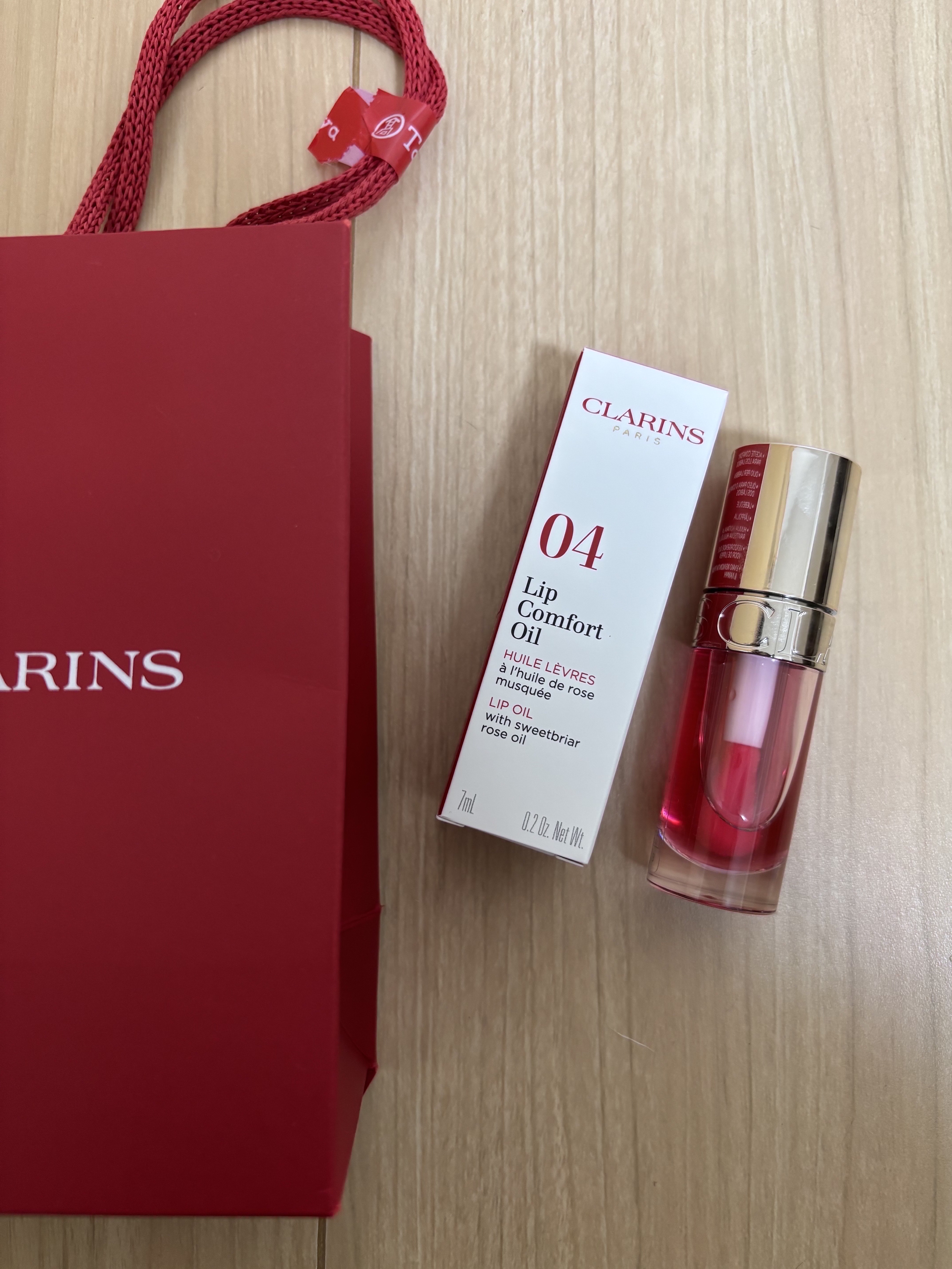 リップコンフォートオイル 04 ピタヤ/CLARINS/リップグロスを使ったクチコミ（1枚目）