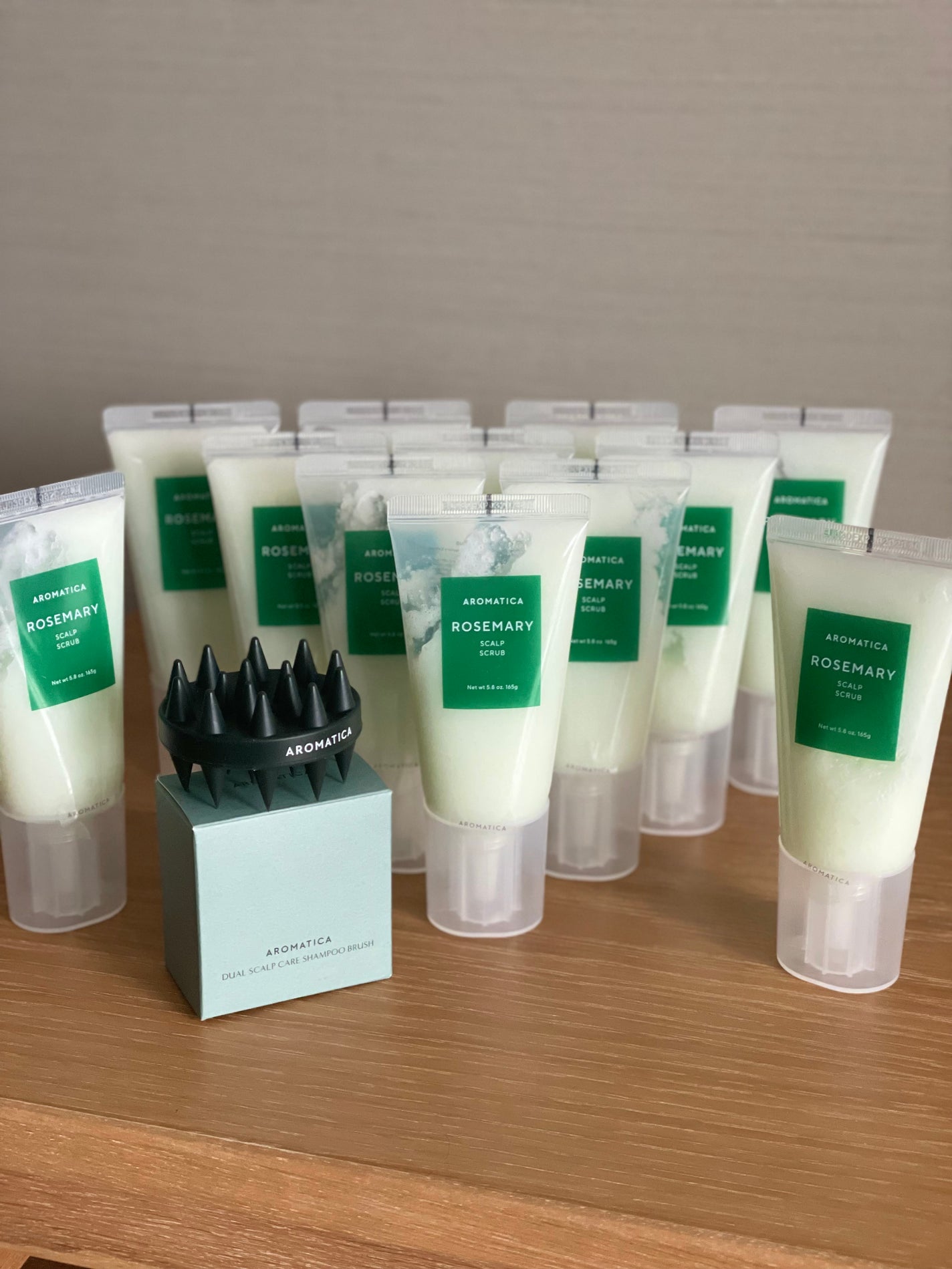 ローズマリー スカルプ スクラブ/AROMATICA/ヘッドスクラブを使ったクチコミ(1枚目)