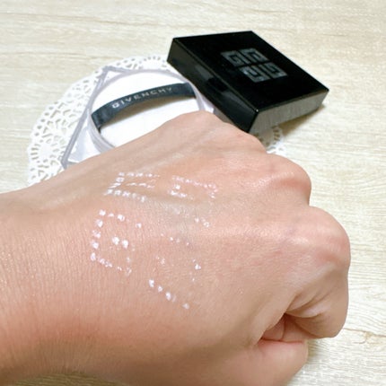 プリズム・リーブル No.00 オパルセント・チュール/GIVENCHY/ルースパウダーの画像