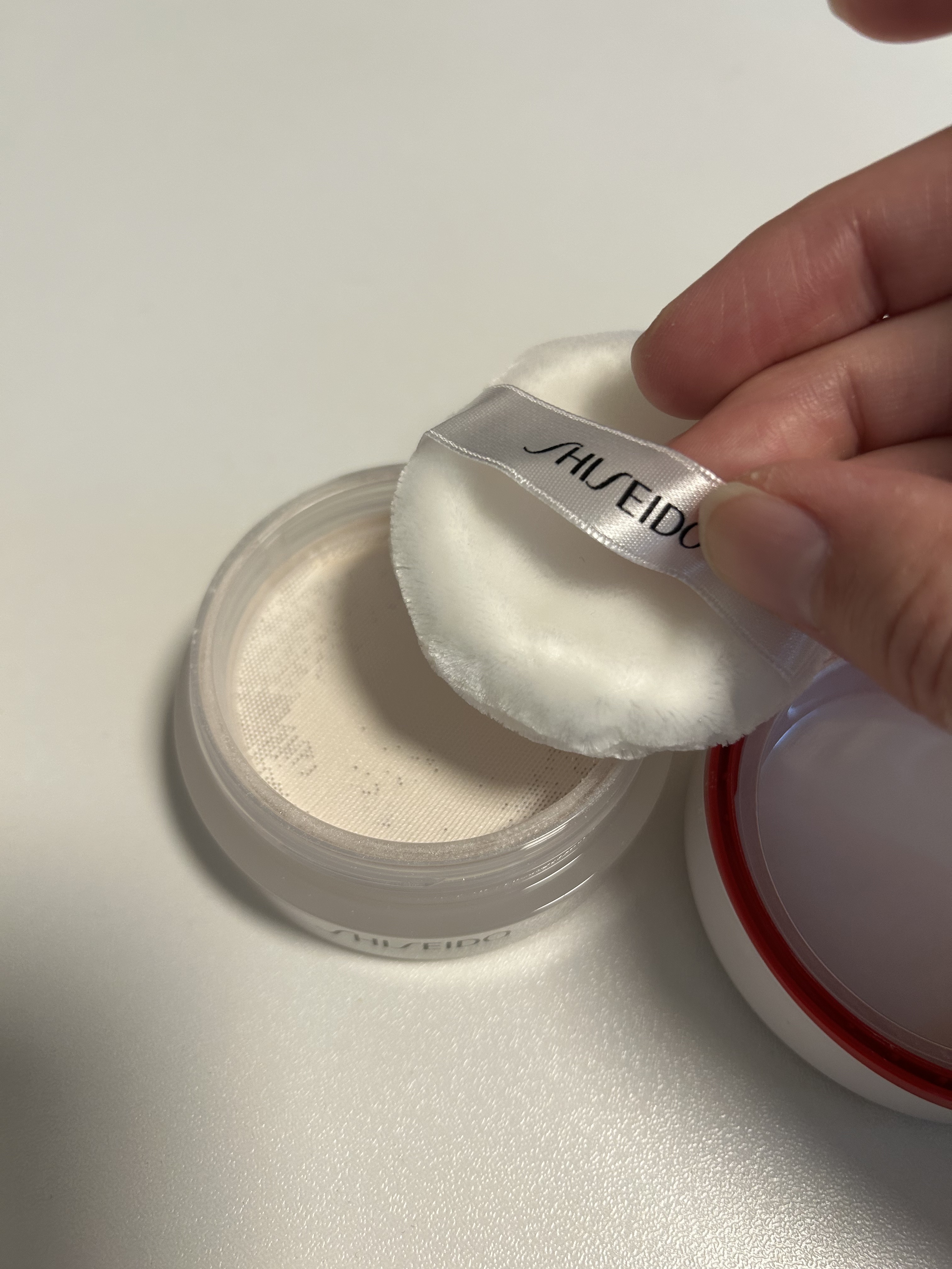 SHISEIDO エッセンス スキンセッティング パウダー/SHISEIDO/ルースパウダーを使ったクチコミ（3枚目）