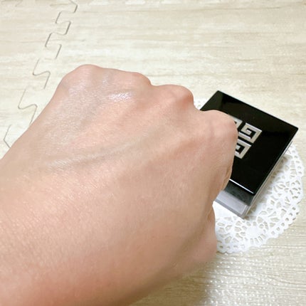 プリズム・リーブル No.00 オパルセント・チュール/GIVENCHY/ルースパウダーの画像