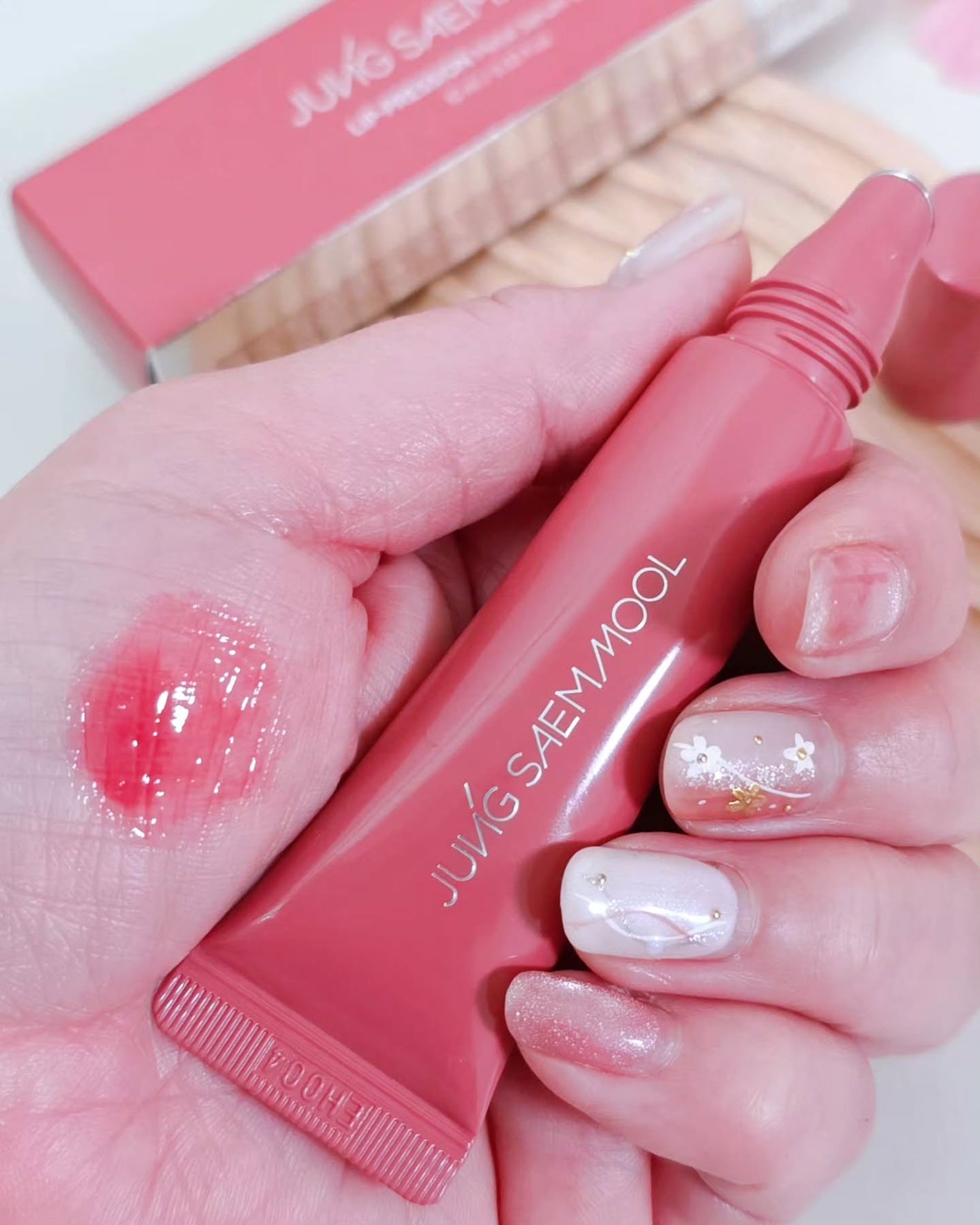 リッププレッションメタルセラムグロス/JUNG SAEM MOOL/リップグロスを使ったクチコミ(3枚目)