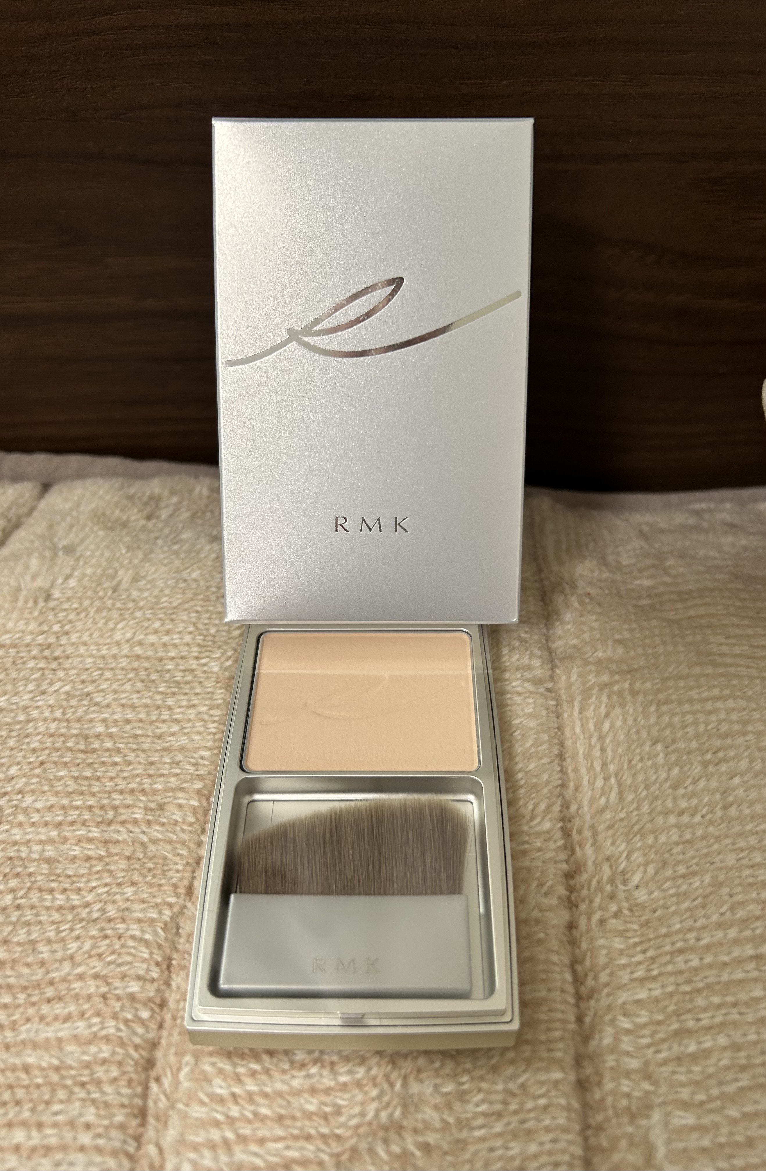 RMK シルクフィットフェイスパウダー 01/RMK/プレストパウダーを使ったクチコミ（1枚目）