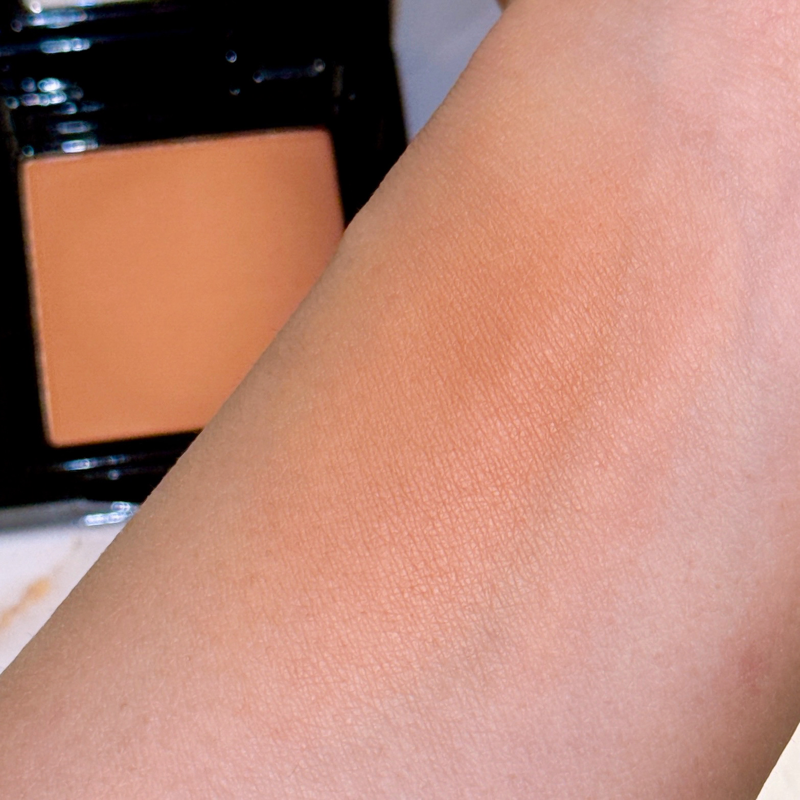 ブラッシュ/BOBBI BROWN/パウダーチークを使ったクチコミ（3枚目）