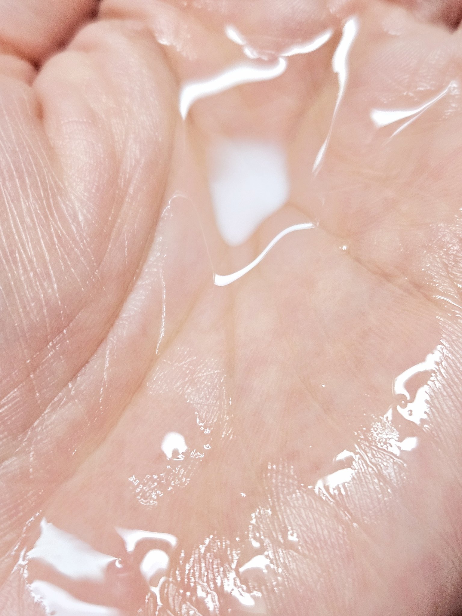 ヘアーオイル【トリートメント】/ellips/ヘアオイルを使ったクチコミ（2枚目）