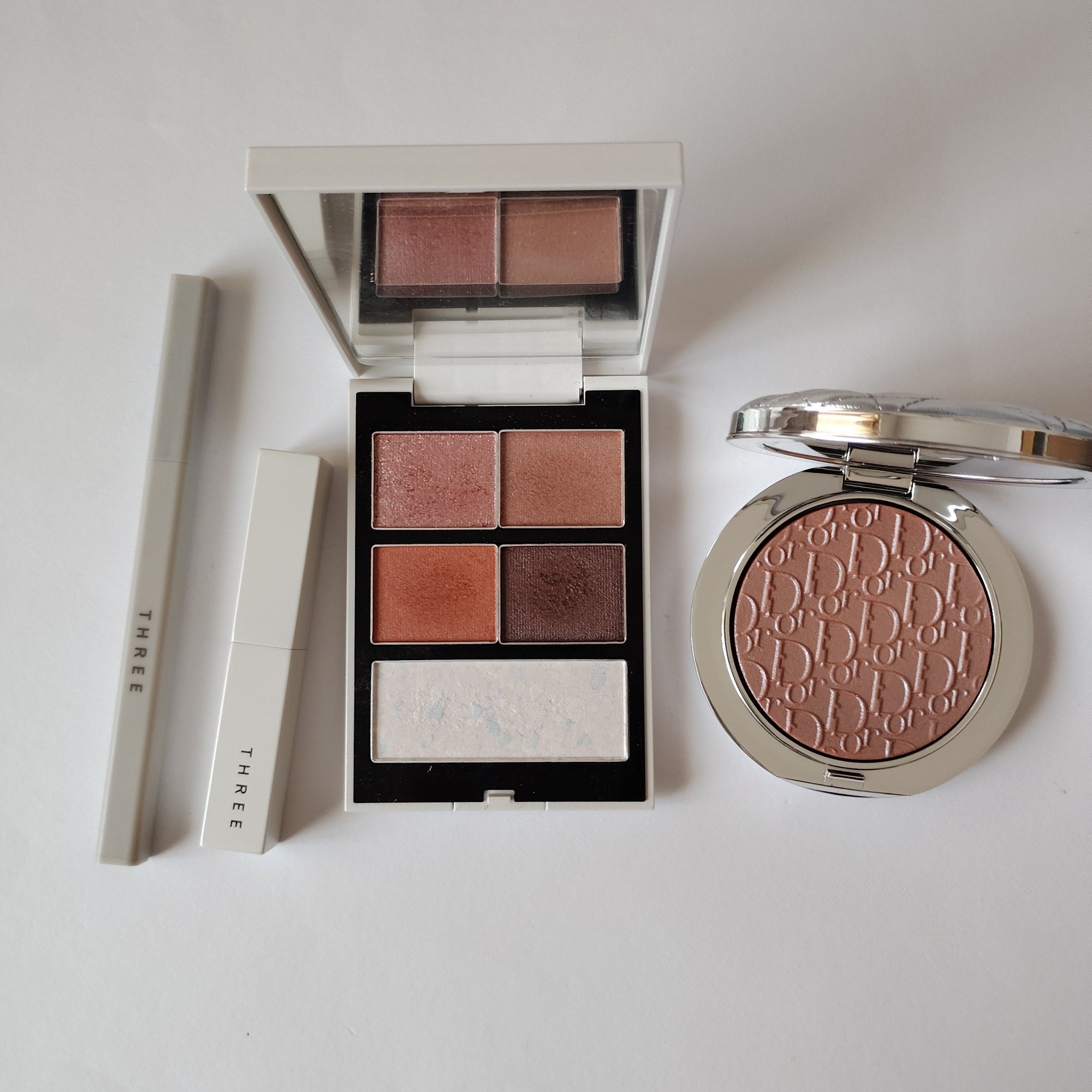 ディオールスキン フォーエヴァー グロウ ルミナイザー/Dior/ハイライトを使ったクチコミ（1枚目）