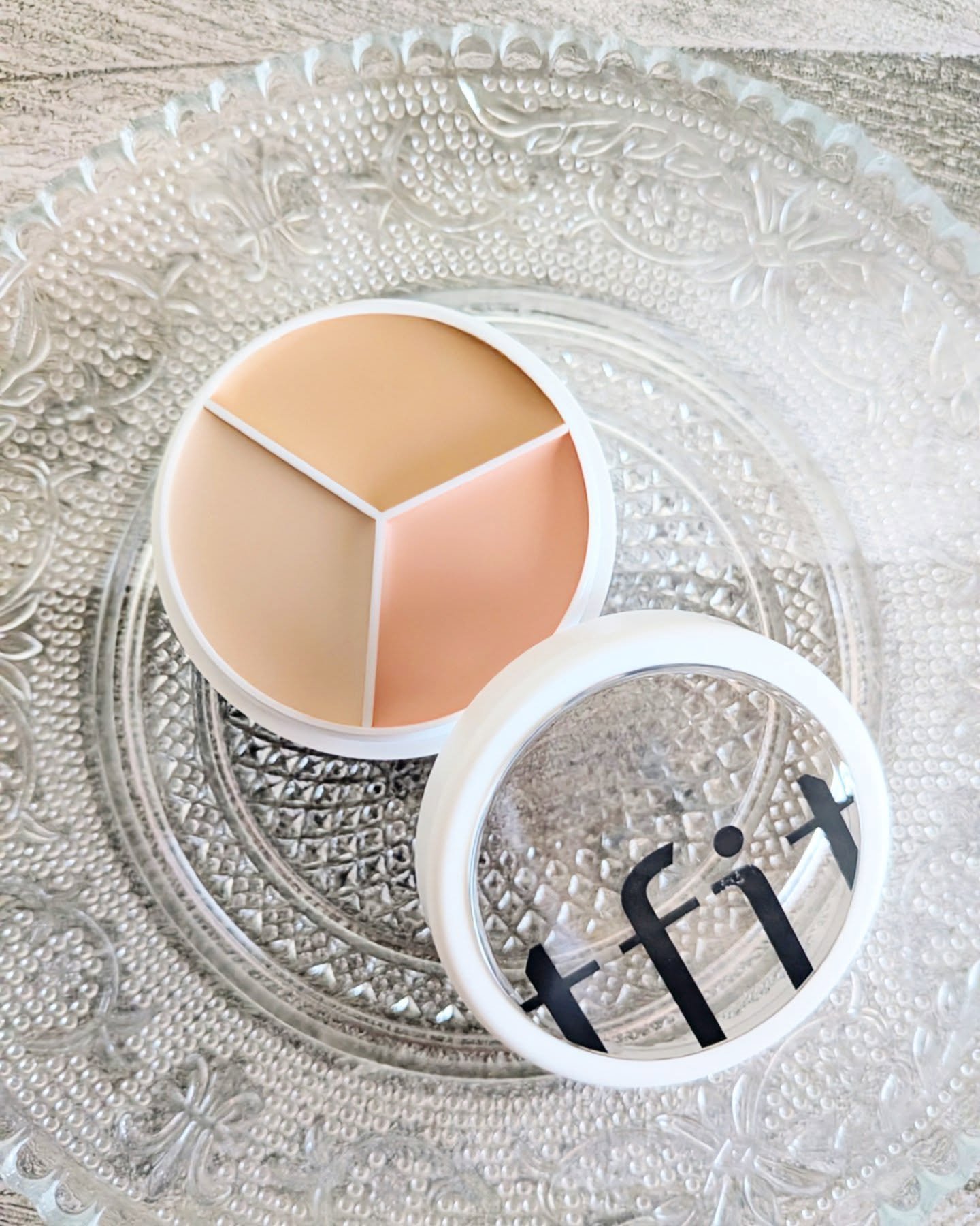 カバーアッププロコンシーラー/TFIT/パレットコンシーラーを使ったクチコミ（2枚目）