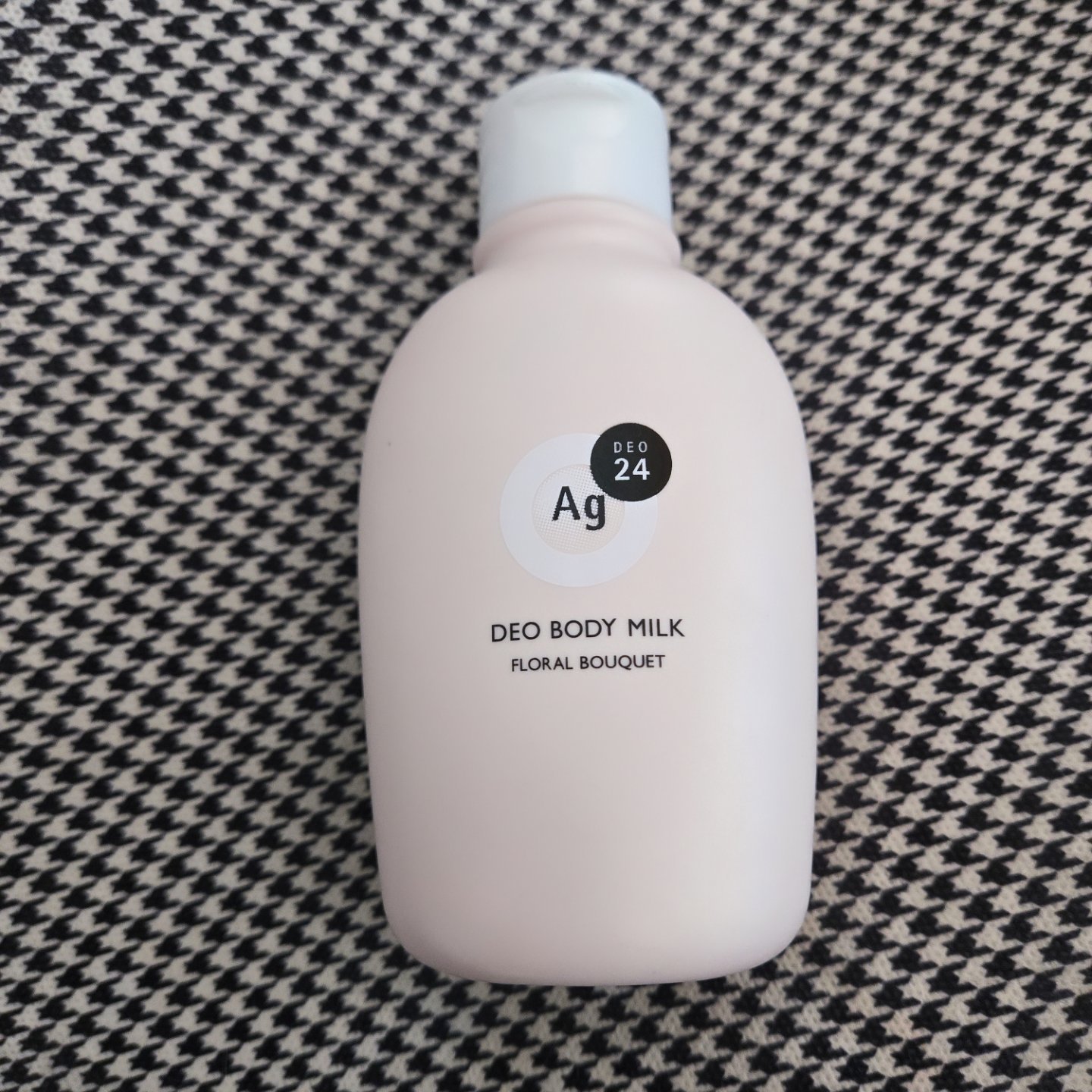 エージーデオ24 デオドラントボディミルク フローラルブーケのクチコミ「ボディケアに
✼••┈┈••✼••┈┈••✼••┈┈••✼••┈┈••✼
《Ag Deo 24.....」（1枚目）