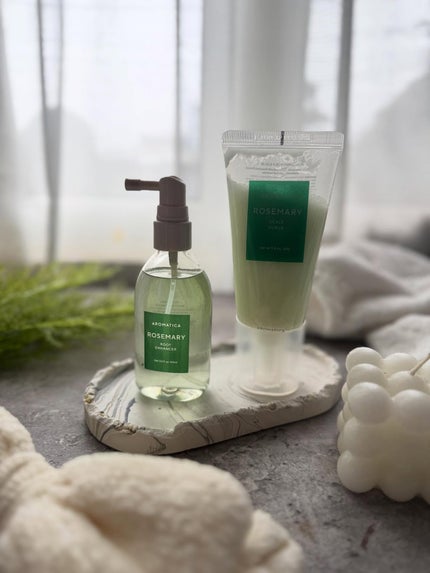 ローズマリー スカルプ スクラブ/AROMATICA/ヘッドスクラブを使ったクチコミ(1枚目)