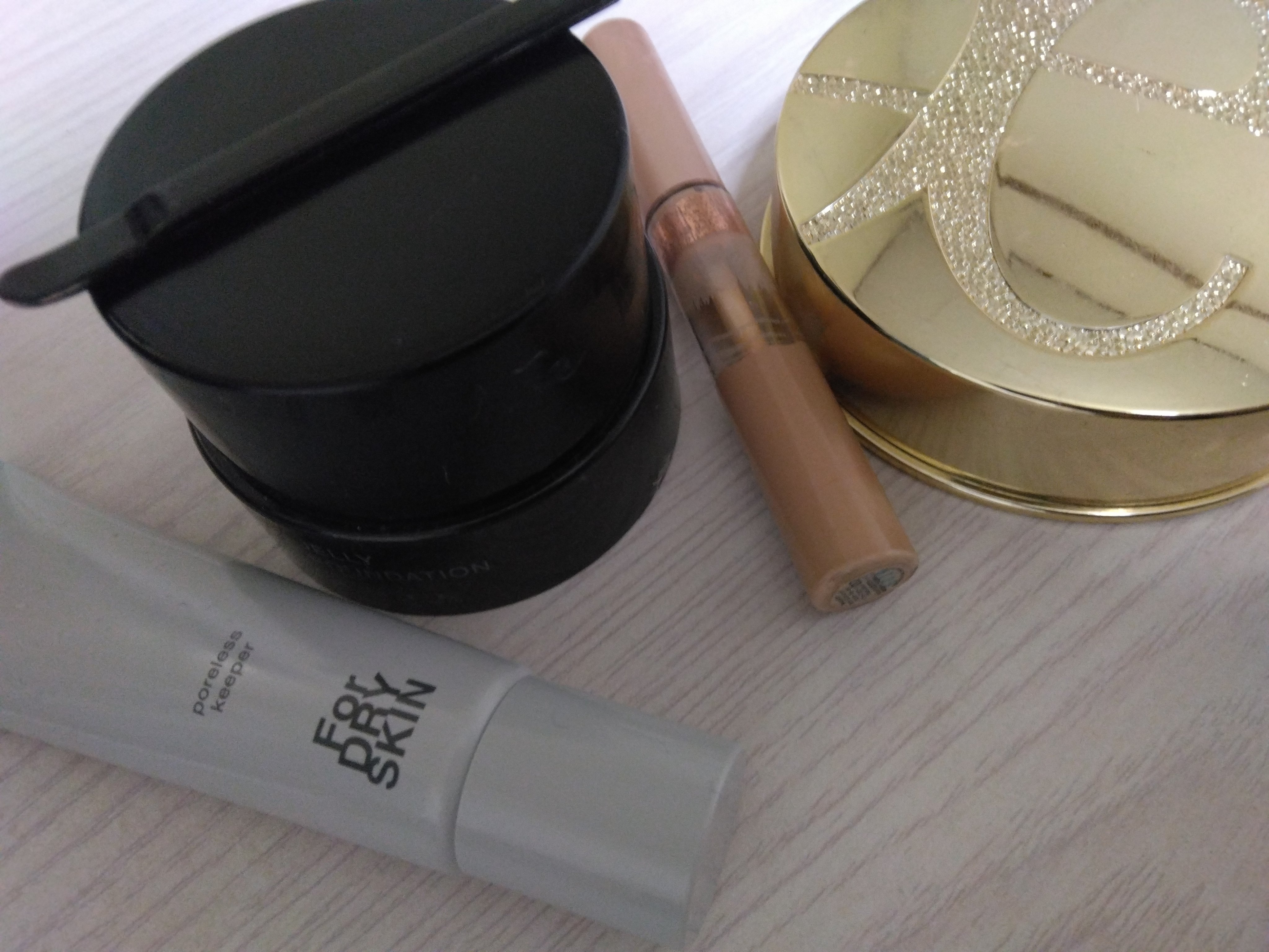 カバー＆ストレッチコンシーラー UV/キャンメイク/リキッドコンシーラーを使ったクチコミ（1枚目）