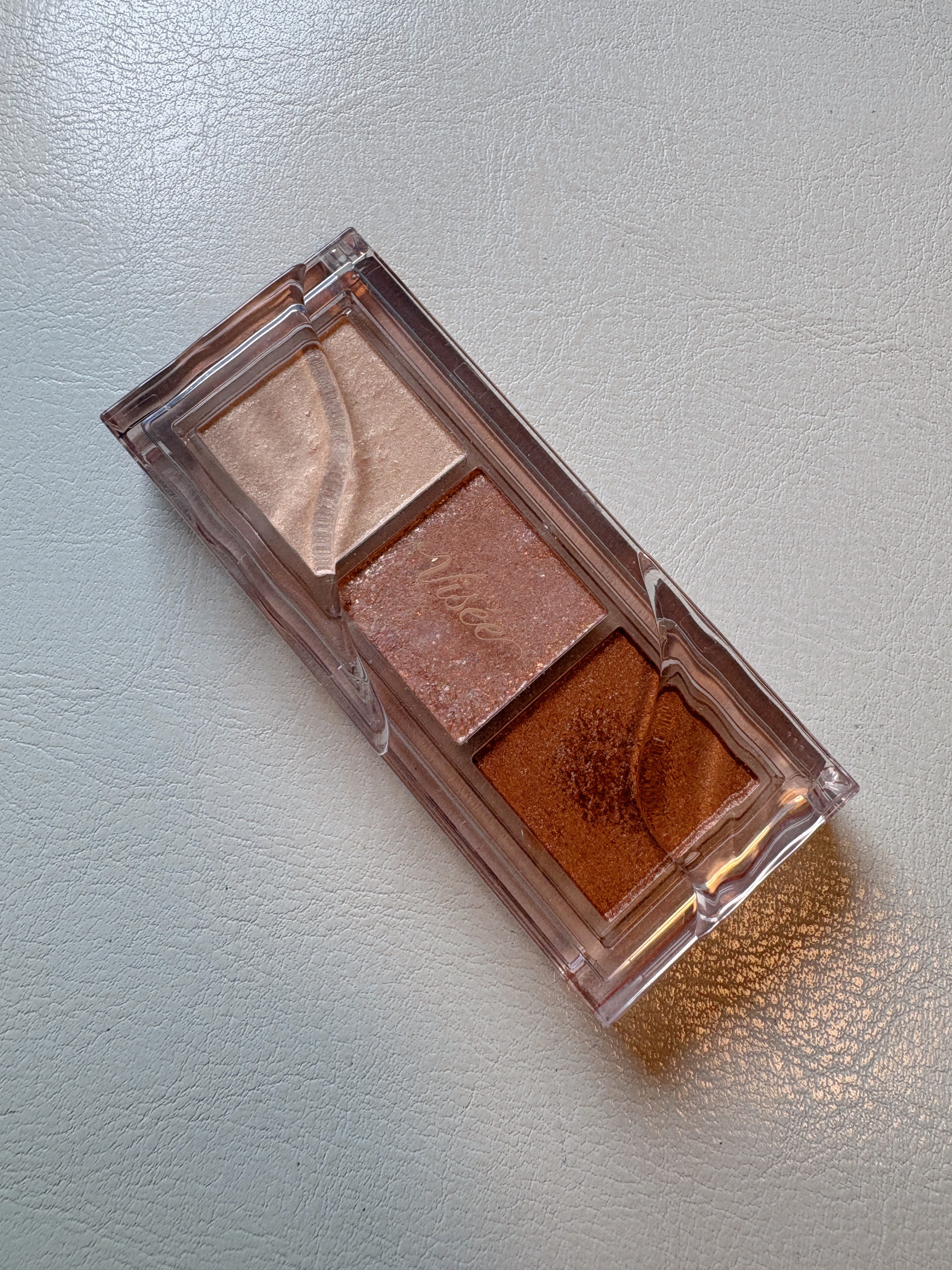 キラー アイ トリオ/Visée/アイシャドウパレットを使ったクチコミ（1枚目）