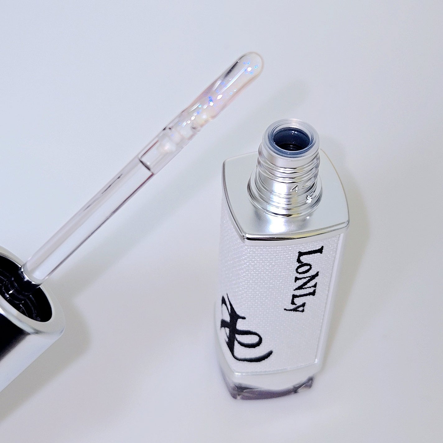 キャンドルライトジュレティント/LoNLy /リップティントを使ったクチコミ(2枚目)