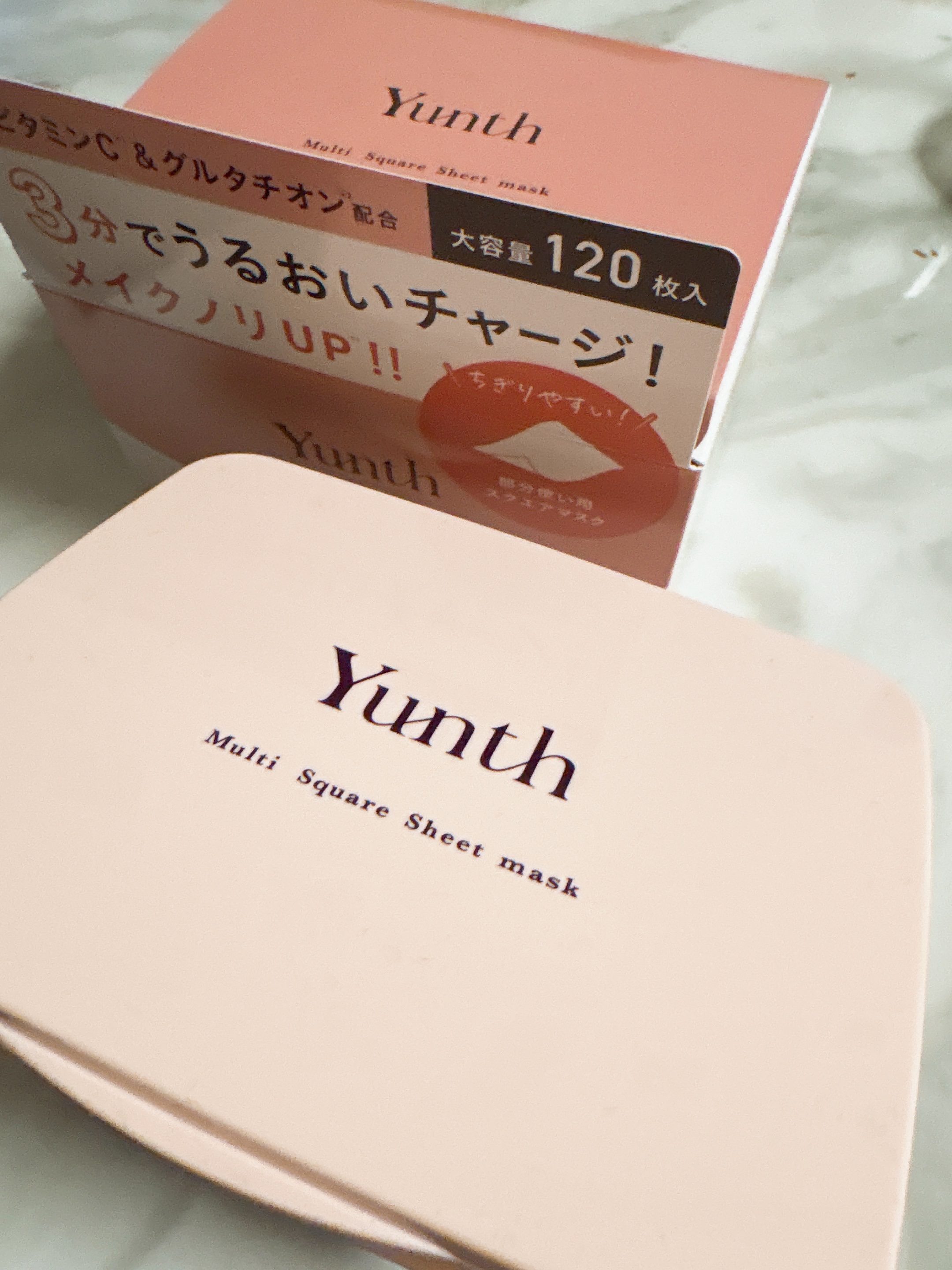 ❤︎Yunth スクエアシートマスク BOX❤︎

大容量120枚入りで、
1枚あたり約22円という高コスパ！

さらに嬉しいのが
“わずか3分”でOKな時短ケア⏰
（一般的なシートマスクは約5〜10分）

手のひらサイズのスクエア型で、
