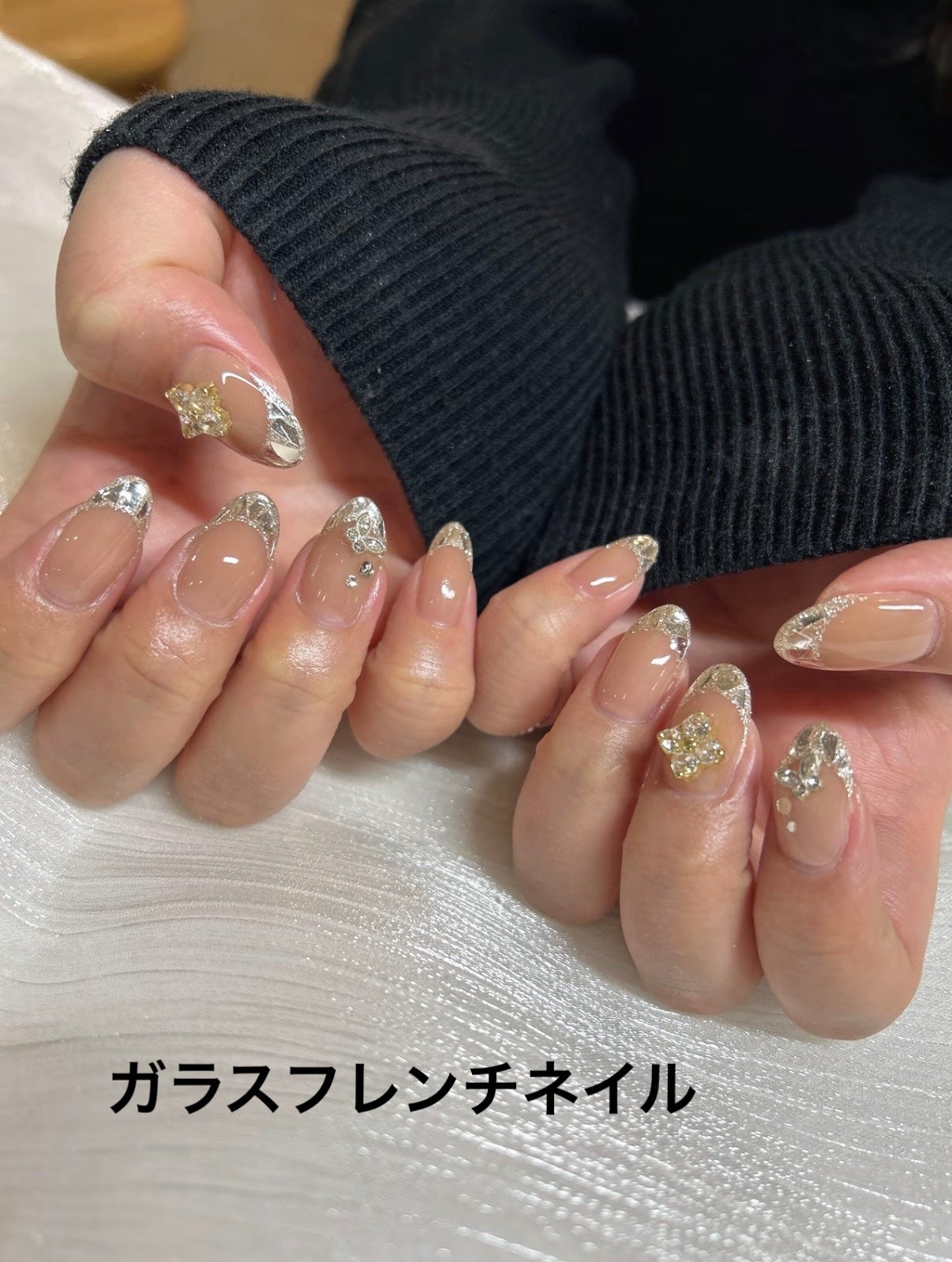 sanae.y on LIPS 「2025年のネイルデザイン5選💅昨年よりいろんなネイルしたな〜..」(2枚目)