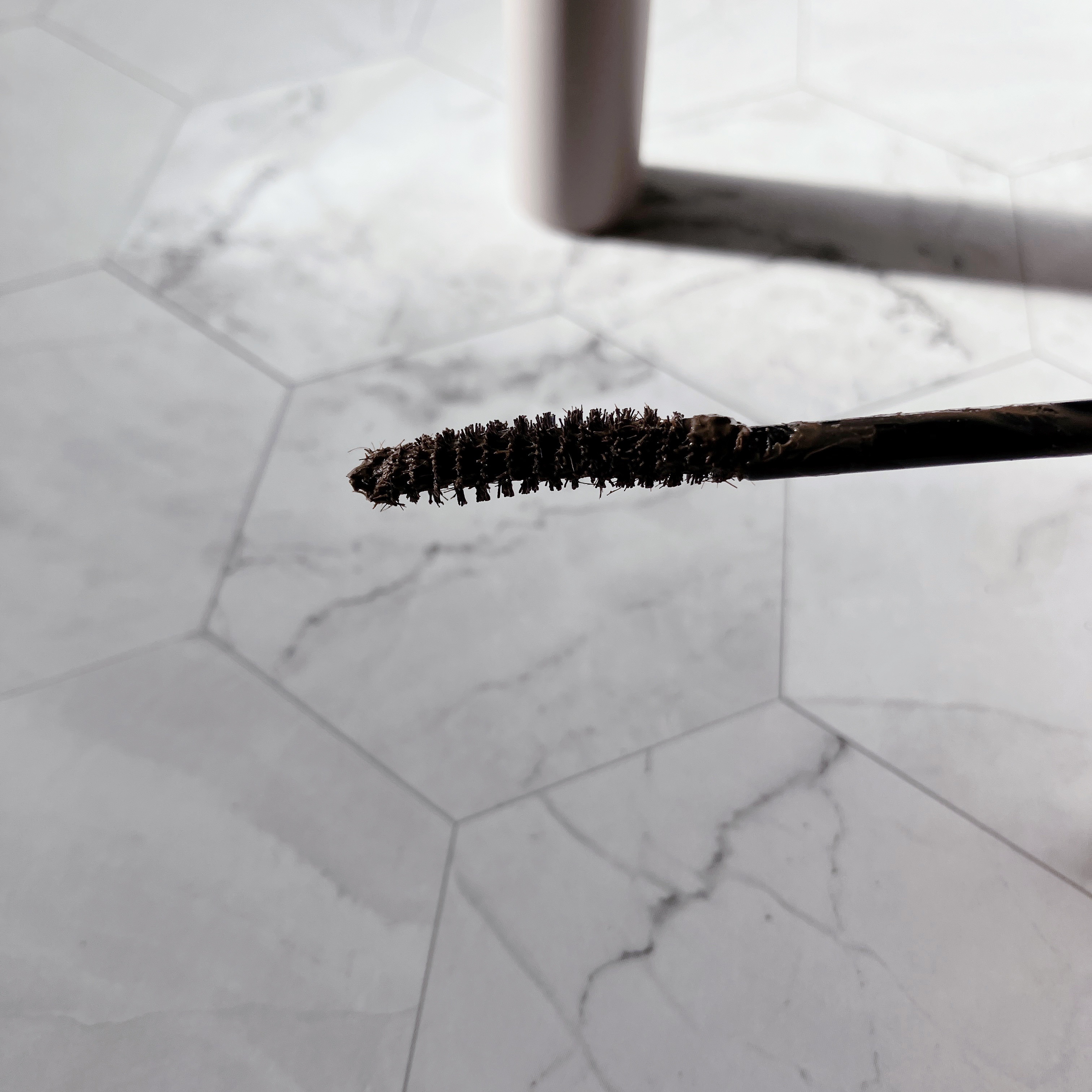 スキルレスアイラッシュ 04.スモアグレージュ/LUMIURGLAS/マスカラを使ったクチコミ（2枚目）