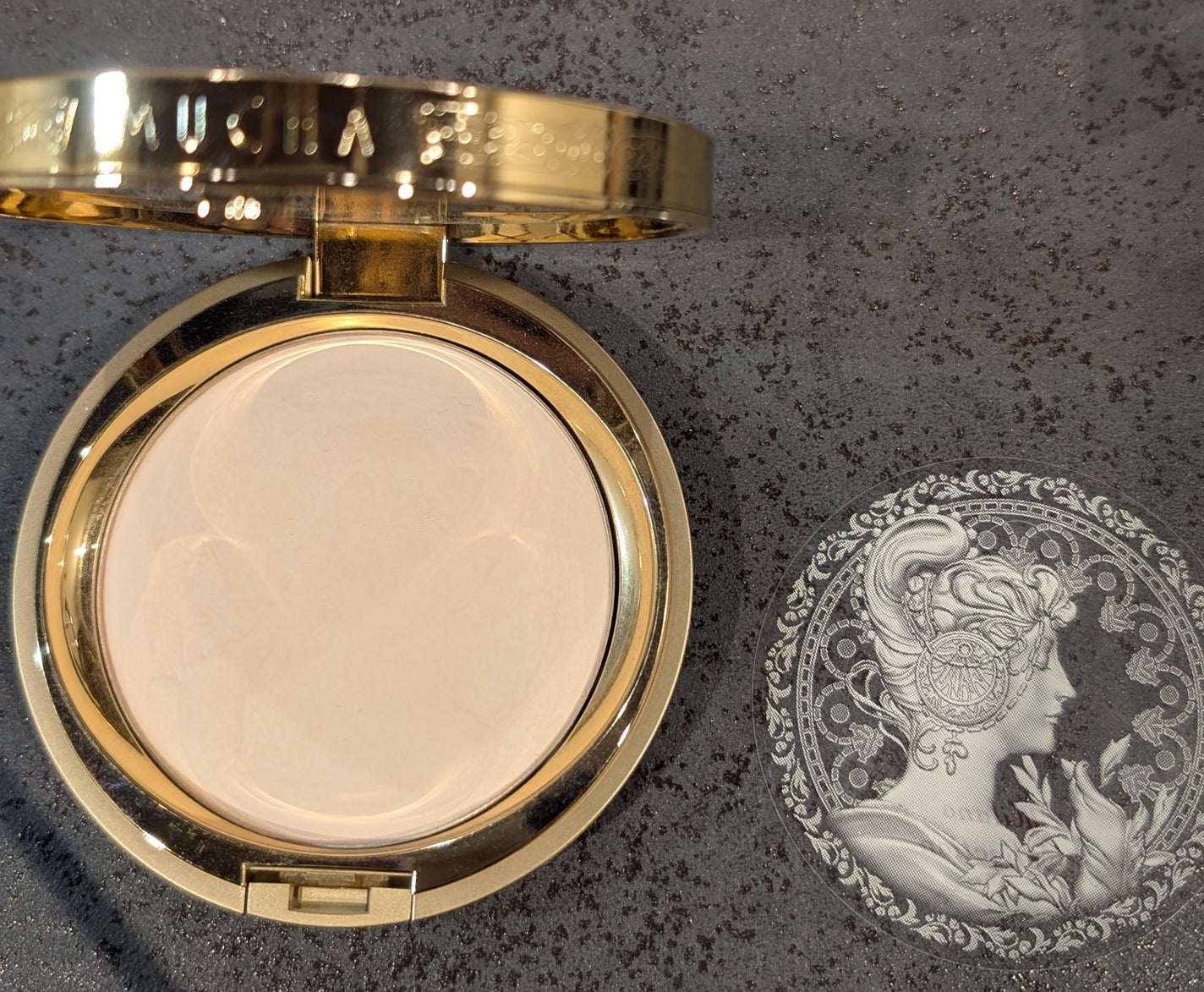 GR フェースアップパウダー 2025/ミラノコレクション/プレストパウダーを使ったクチコミ(2枚目)