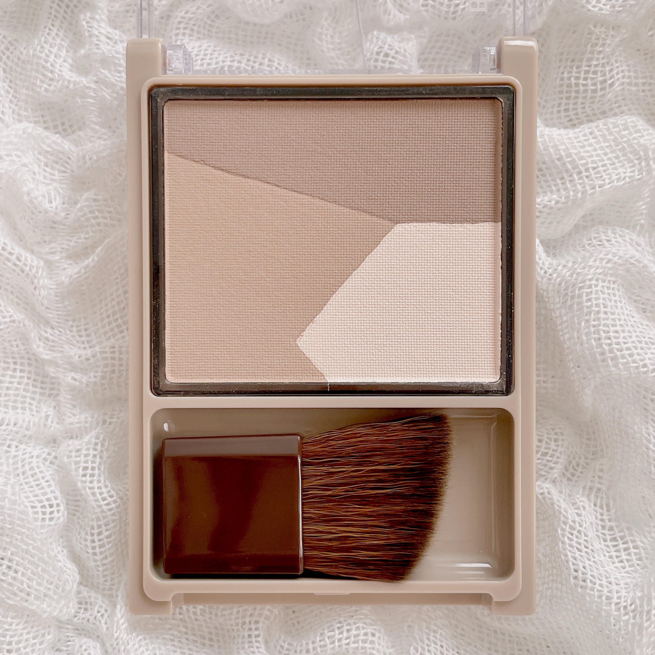 ブレンドカラーシェーディング/CEZANNE/シェーディングを使ったクチコミ（3枚目）