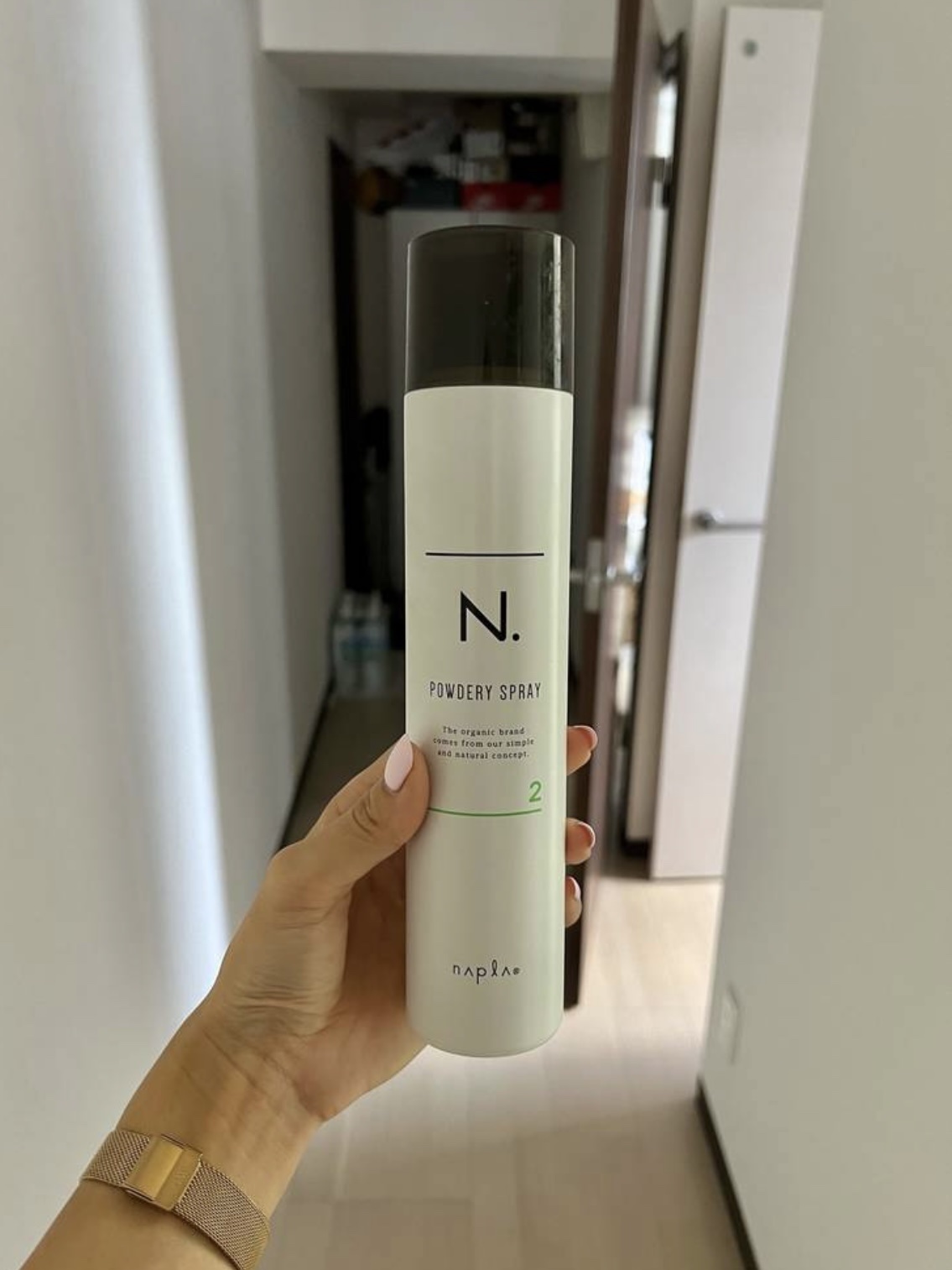 N. N. パウダリーヘアスプレー 2のクチコミ「美容院に行った際、こちらのスプレーを使用していてとてもいい香りだったので購入しました。こちらは.....」（1枚目）