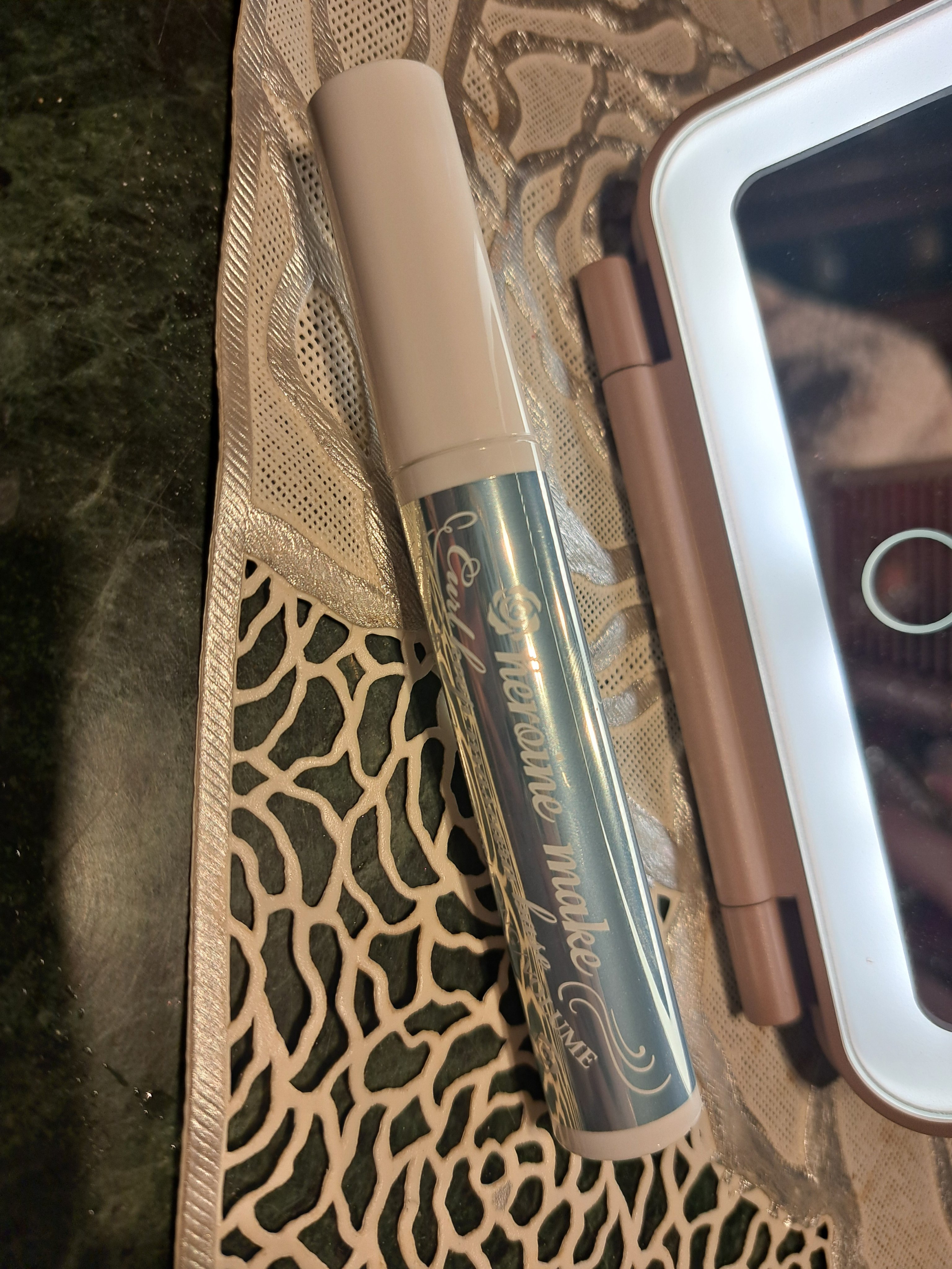 カールキープ マスカラベース/ヒロインメイク/マスカラ下地を使ったクチコミ（1枚目）