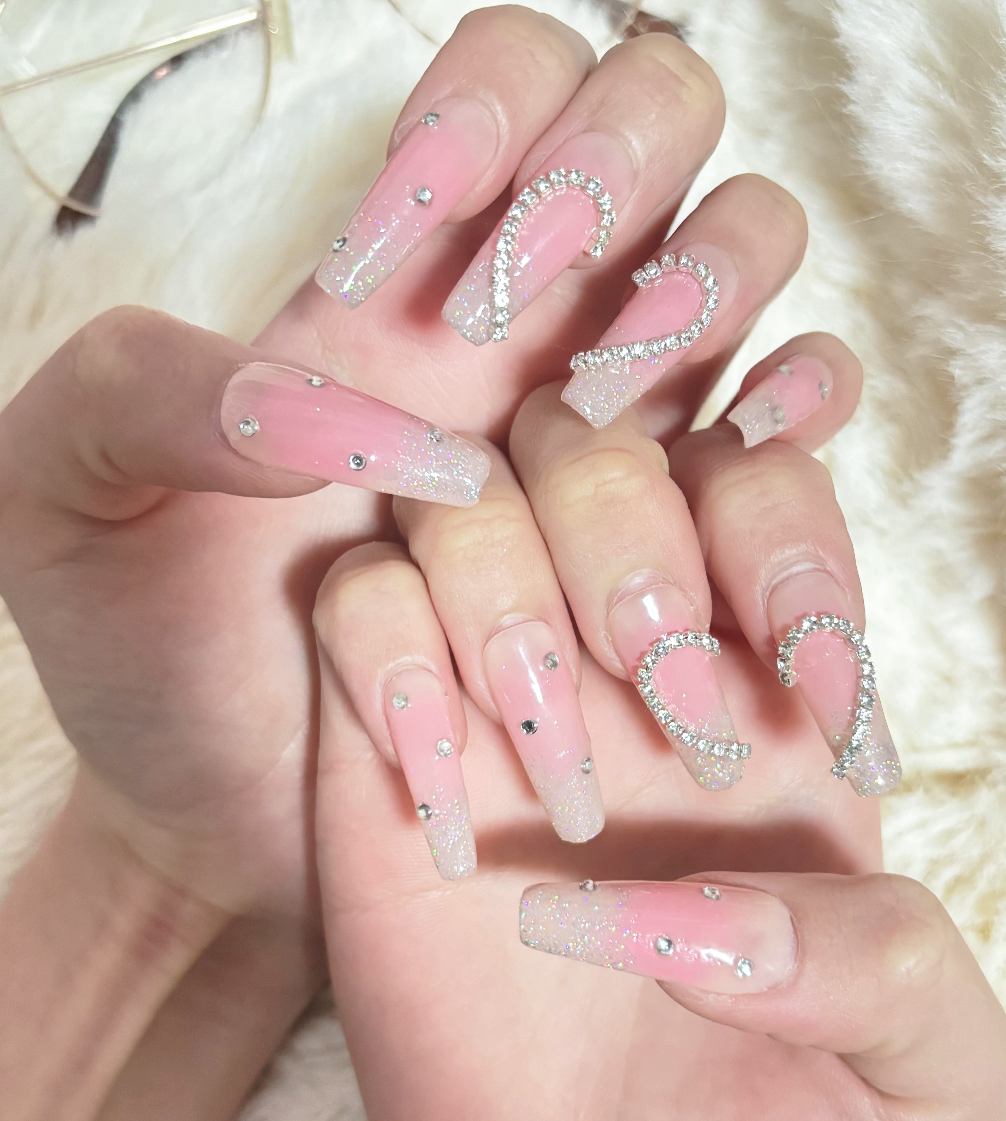 #ネイル,#グラデーションネイル,#ハートネイル,#韓国ネイルのネイルデザイン