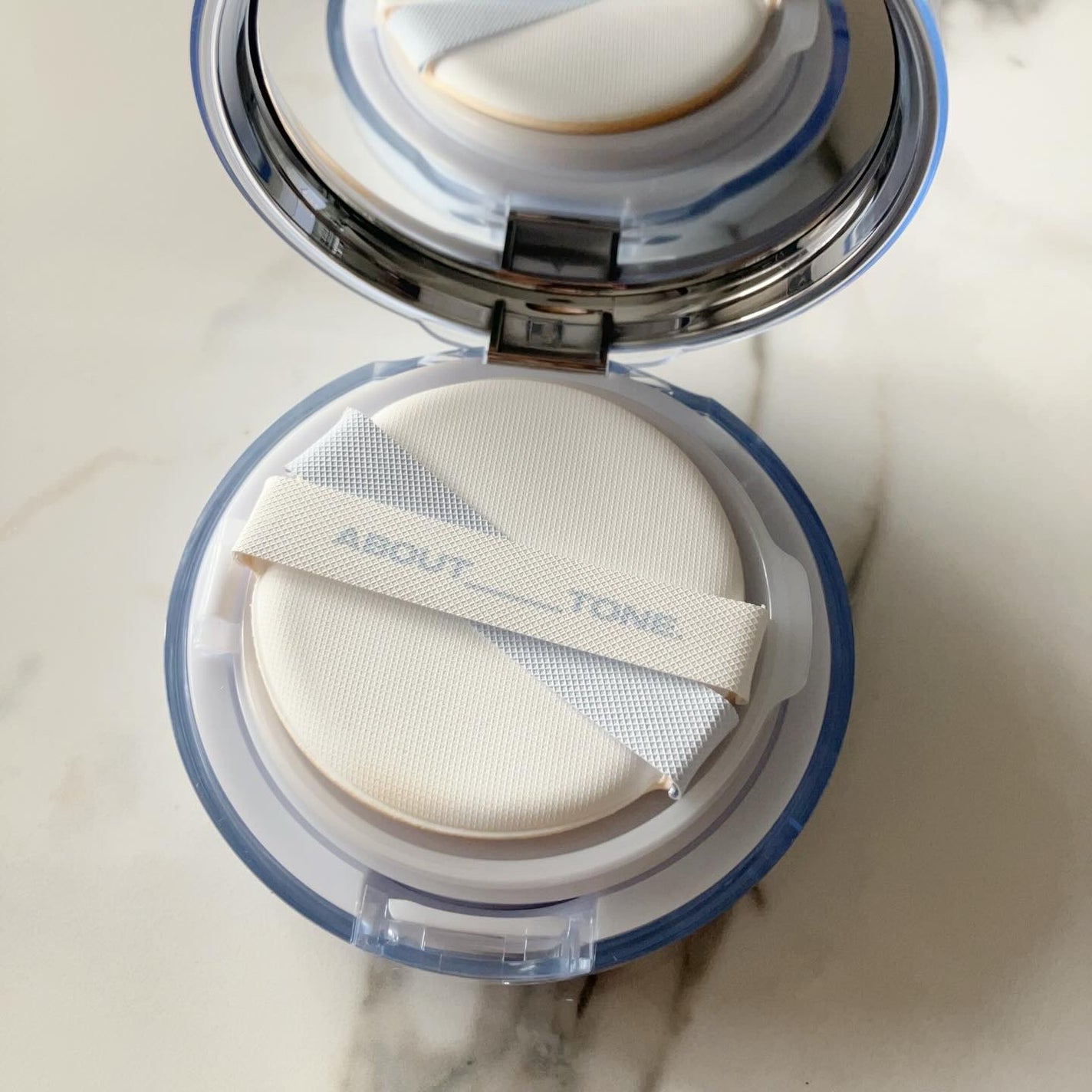 ウォーターレイヤーフィットクッション /ABOUT TONE/クッションファンデーションを使ったクチコミ(6枚目)