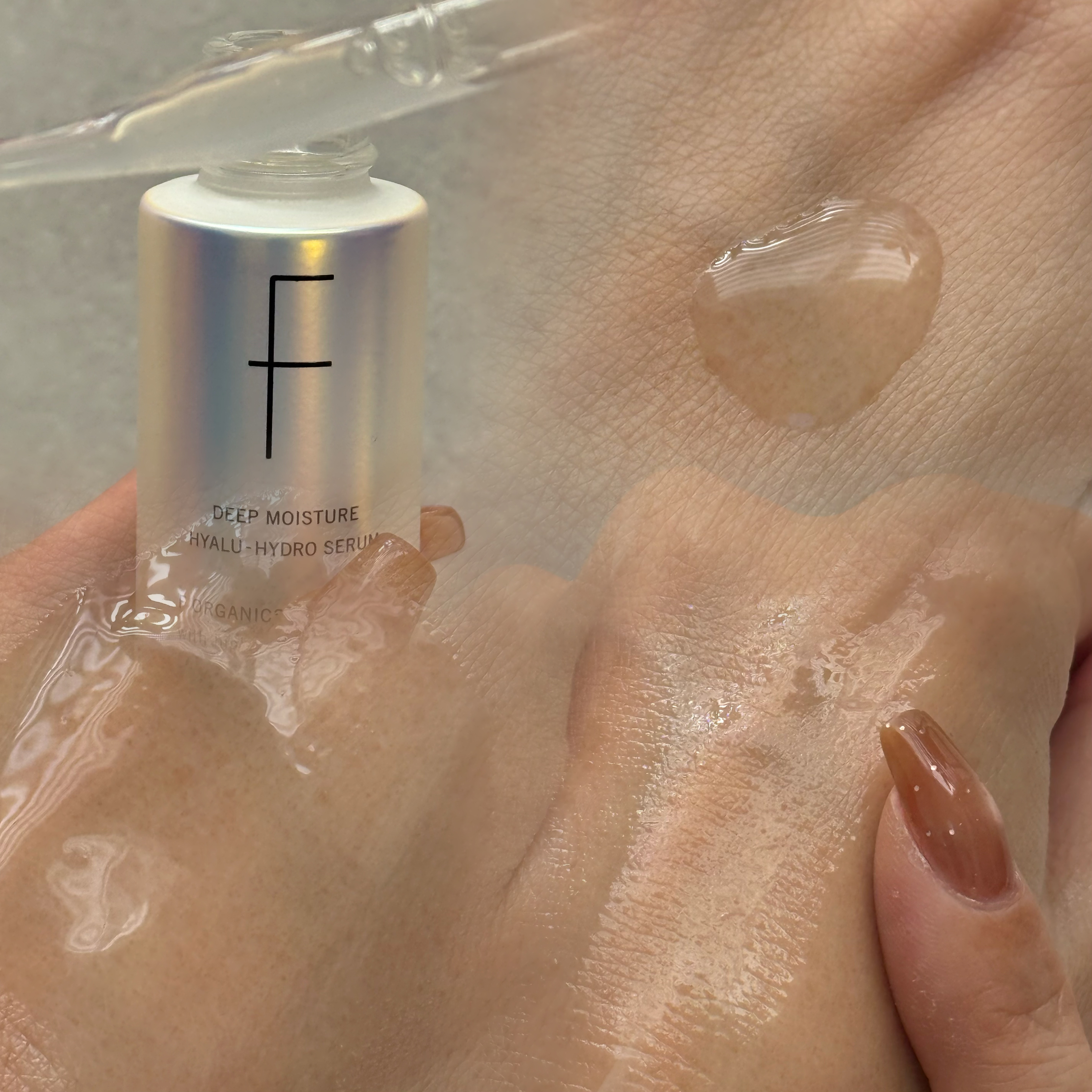 エッフェオーガニック  ディープモイスチャー ヒアルハイドロセラム/F organics(エッフェ オーガニック)/美容液を使ったクチコミ（2枚目）