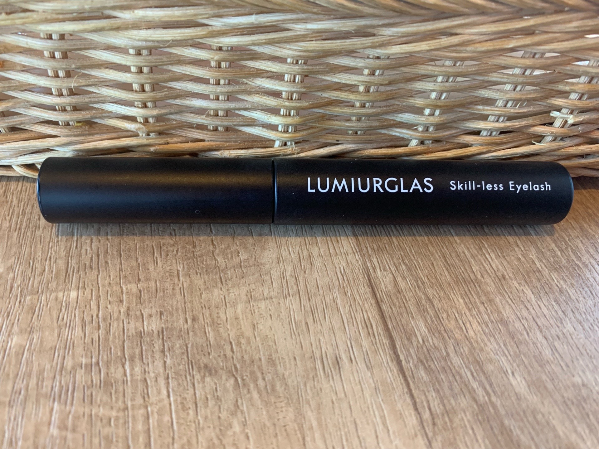 スキルレスアイラッシュ 01.パーフェクトブラック/LUMIURGLAS/マスカラを使ったクチコミ（1枚目）