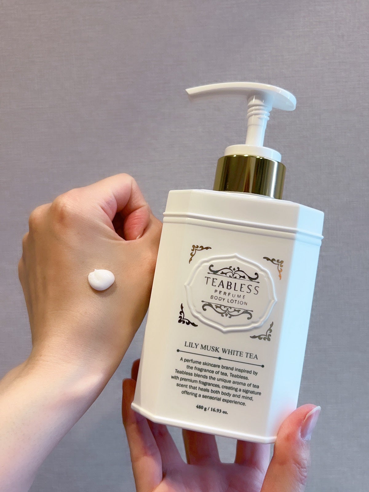 パフュームボディローション リリィムスクホワイトティー/TEABLESS/ボディローションを使ったクチコミ(3枚目)