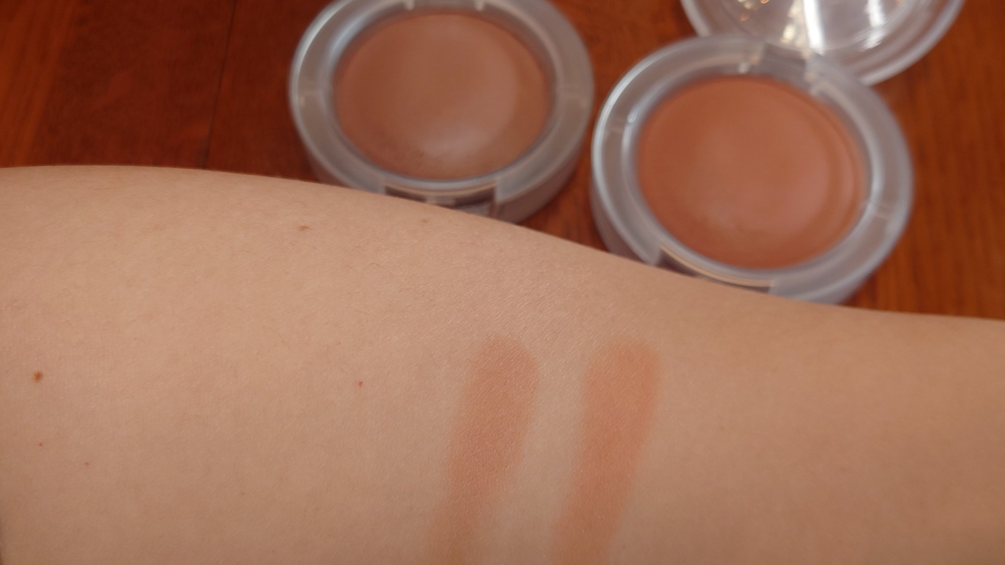 グロープレイ クッショニー ブラッシュ トゥルー ハーモニー/M・A・C/ジェル・クリームチークを使ったクチコミ（3枚目）