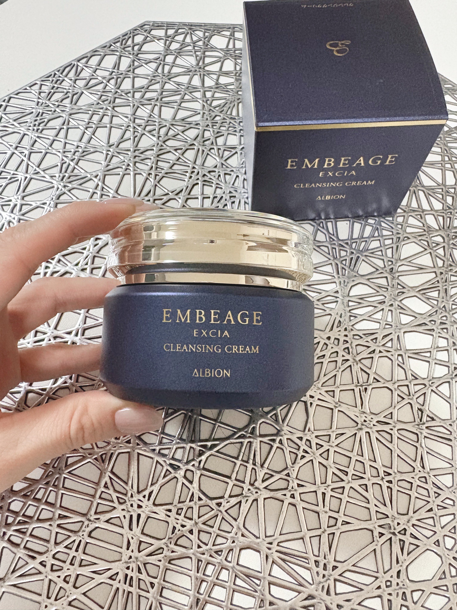 ALBION エクシア アンベアージュ クレンジングクリームのクチコミ「#ALBIONエクシア 

アンベアージュ クレンジングクリーム

アルビオンのアンベアージュ.....」（1枚目）