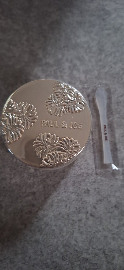 サブライム クリーム ファンデーション/PAUL & JOE BEAUTE/クリーム・エマルジョンファンデーションを使ったクチコミ(3枚目)