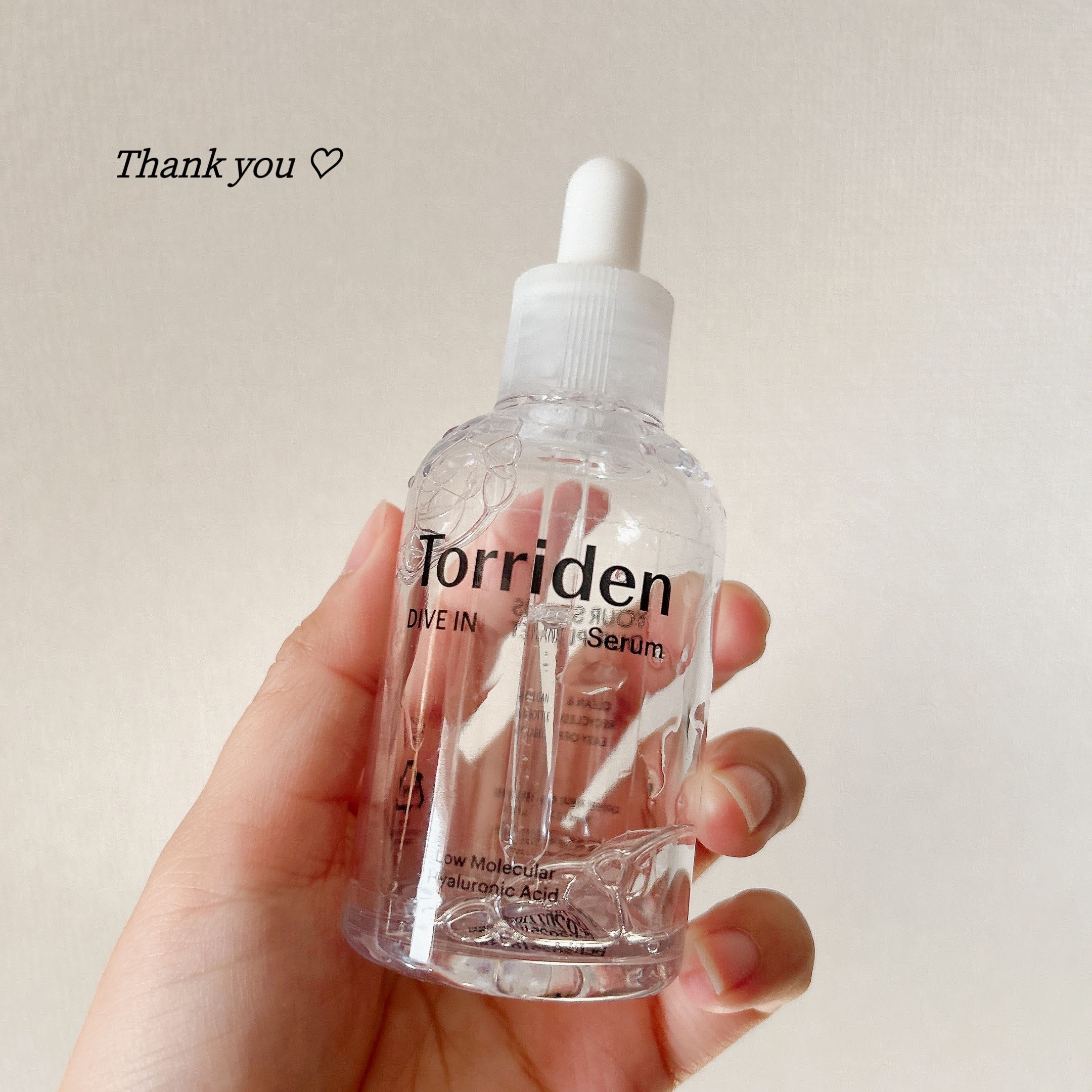 \ 使い切りレビュー🩵🩵 /

Torriden
ダイブイン セラム
またまた使い切りました🤝🏻🩵

もう、本当いつでも使えて好き！！
朝晩使ってるとすぐになくなってしまう。

みずみずしいテクスチャー。
私は毎回2回重ねづけして