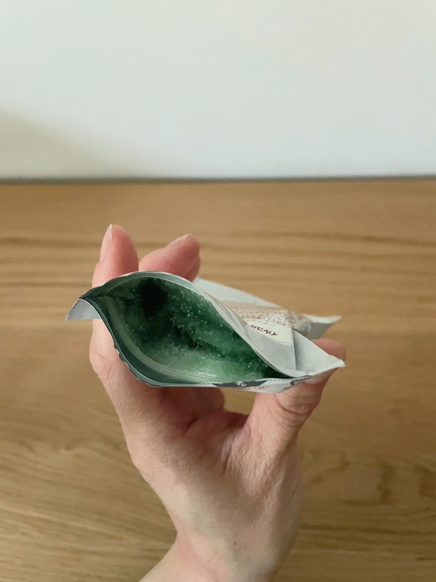 ミネラルフィットスムーサー 60g/イルコルポ/ボディスクラブを使ったクチコミ（2枚目）