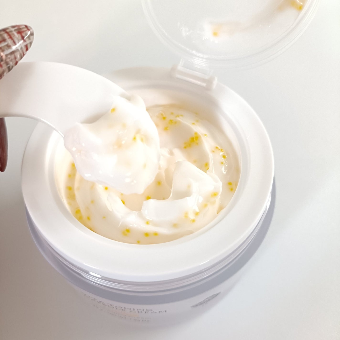 みるき フォロバ100 on LIPS 「d'Alba ビタトーニングカプセルクリーム🌟ビタミンカプセル..」(4枚目)