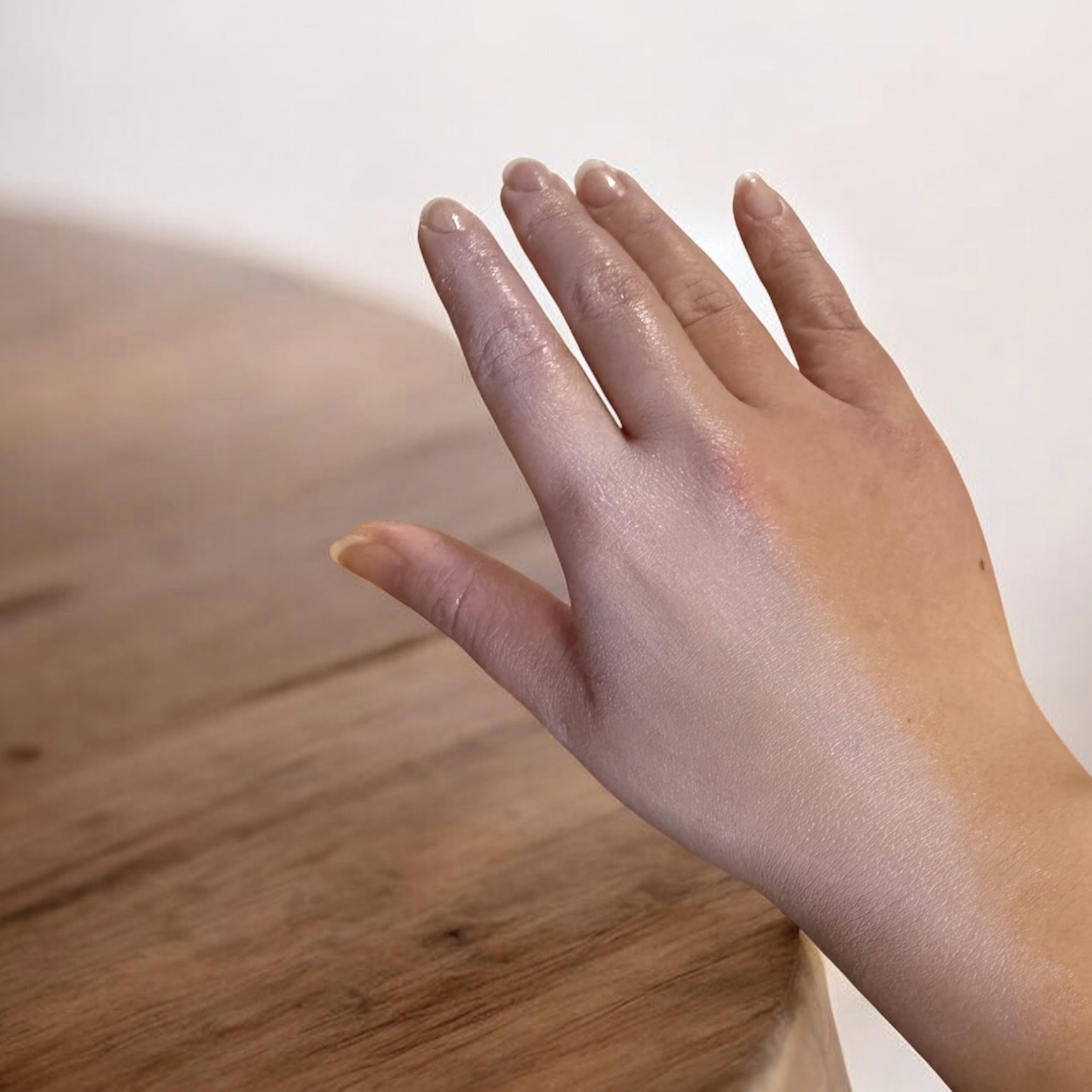 マスクフィットトーンアップエッセンス/TIRTIR(ティルティル)/化粧下地を使ったクチコミ（3枚目）