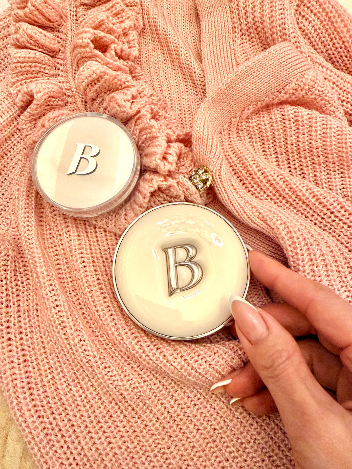 デューブーストクッションハイライター/BANILA CO/リキッドハイライトを使ったクチコミ(3枚目)