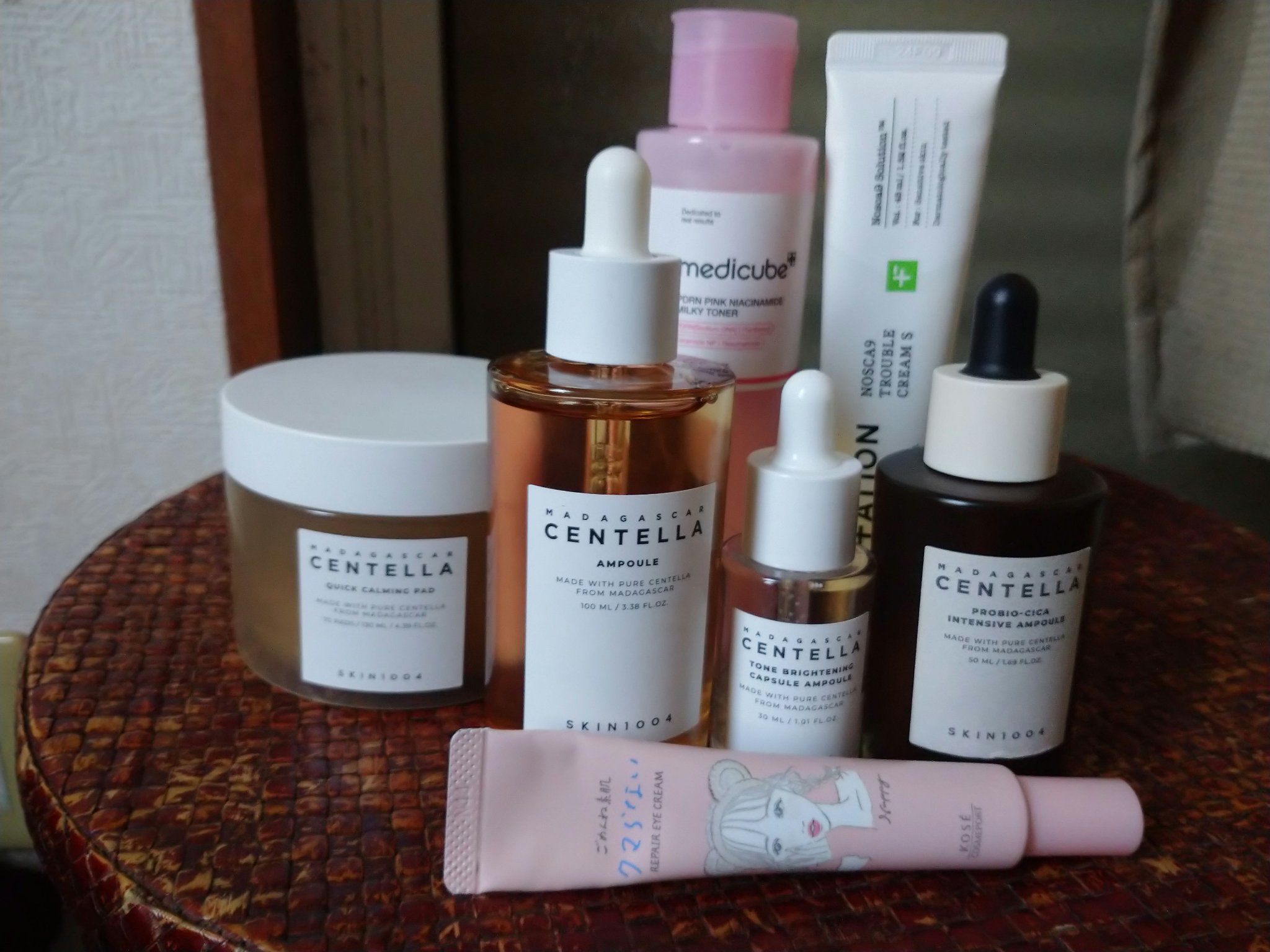 🌅朝のスキンケア 記録用

SKIN1004センテラ クイックカーミングパッド➔MEDICUBEPDRNピンクナイアシンアミドミルキートナー➔SKIN1004センテラ アンプル、SKIN1004トーンブライトニング カプセルアンプル、SK