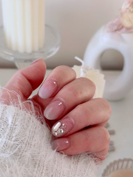 snowmi♡フォロバ on LIPS 「newnails💅MRI検査が控えてるのでマグネットネイルは出..」(1枚目)